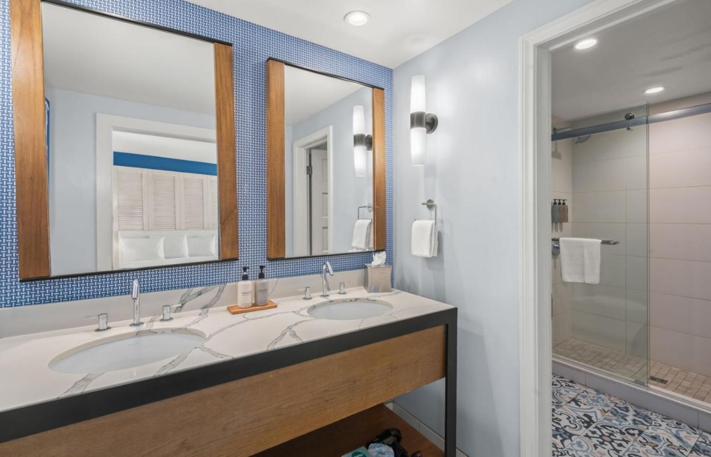Bayside Junior Suite