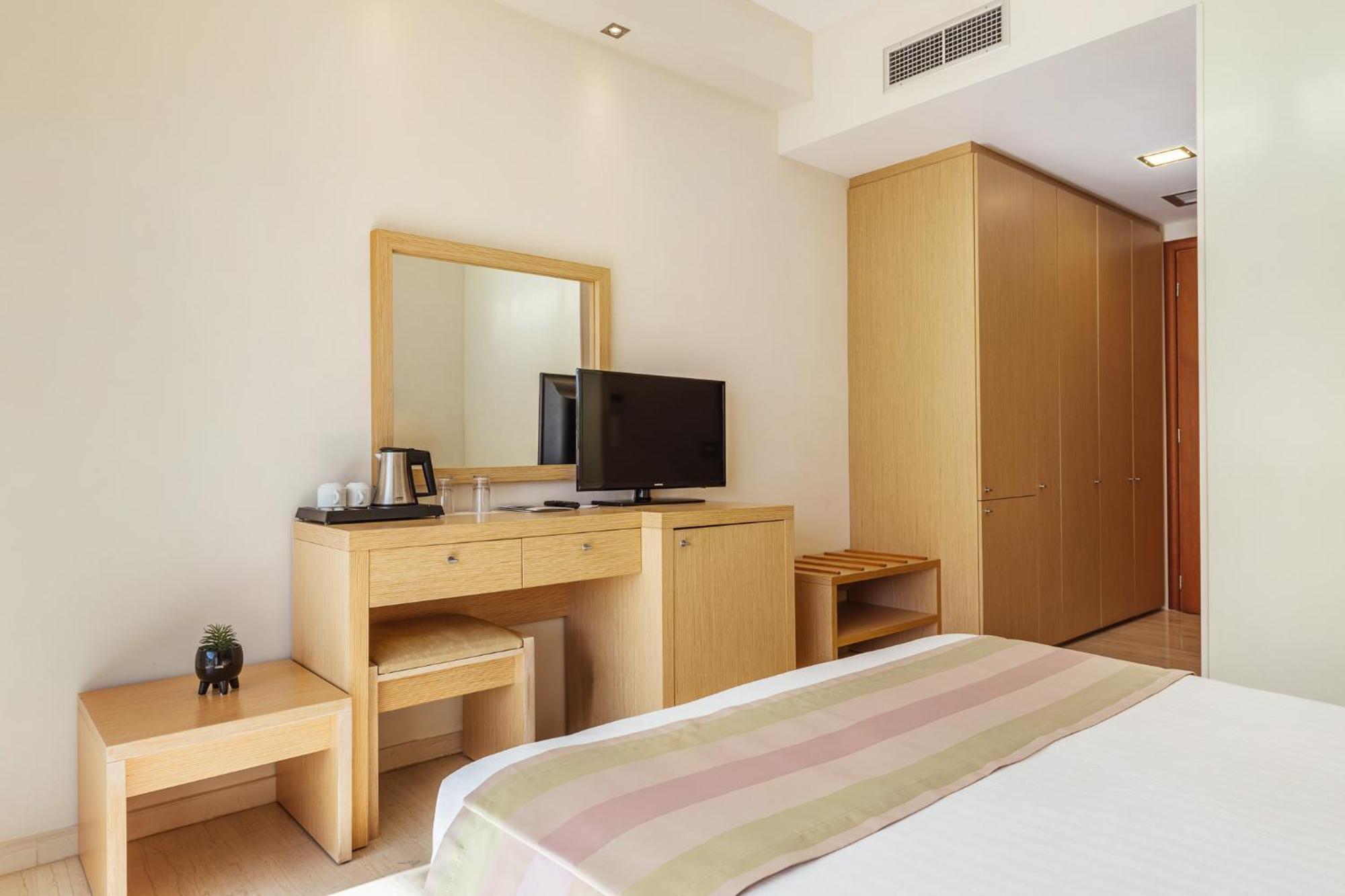Comfort Zimmer mit Blick ins Landesinnere