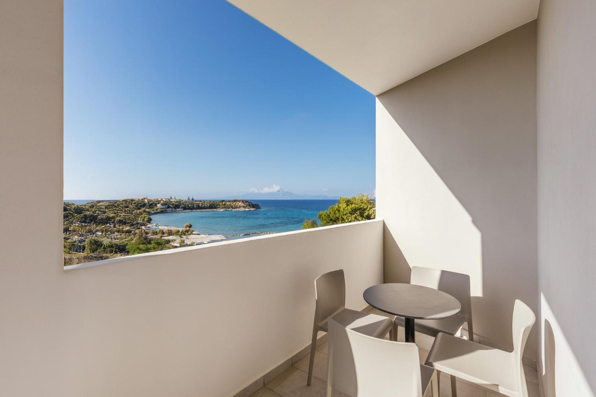 Premium Zimmer mit seitlichem Meerblick