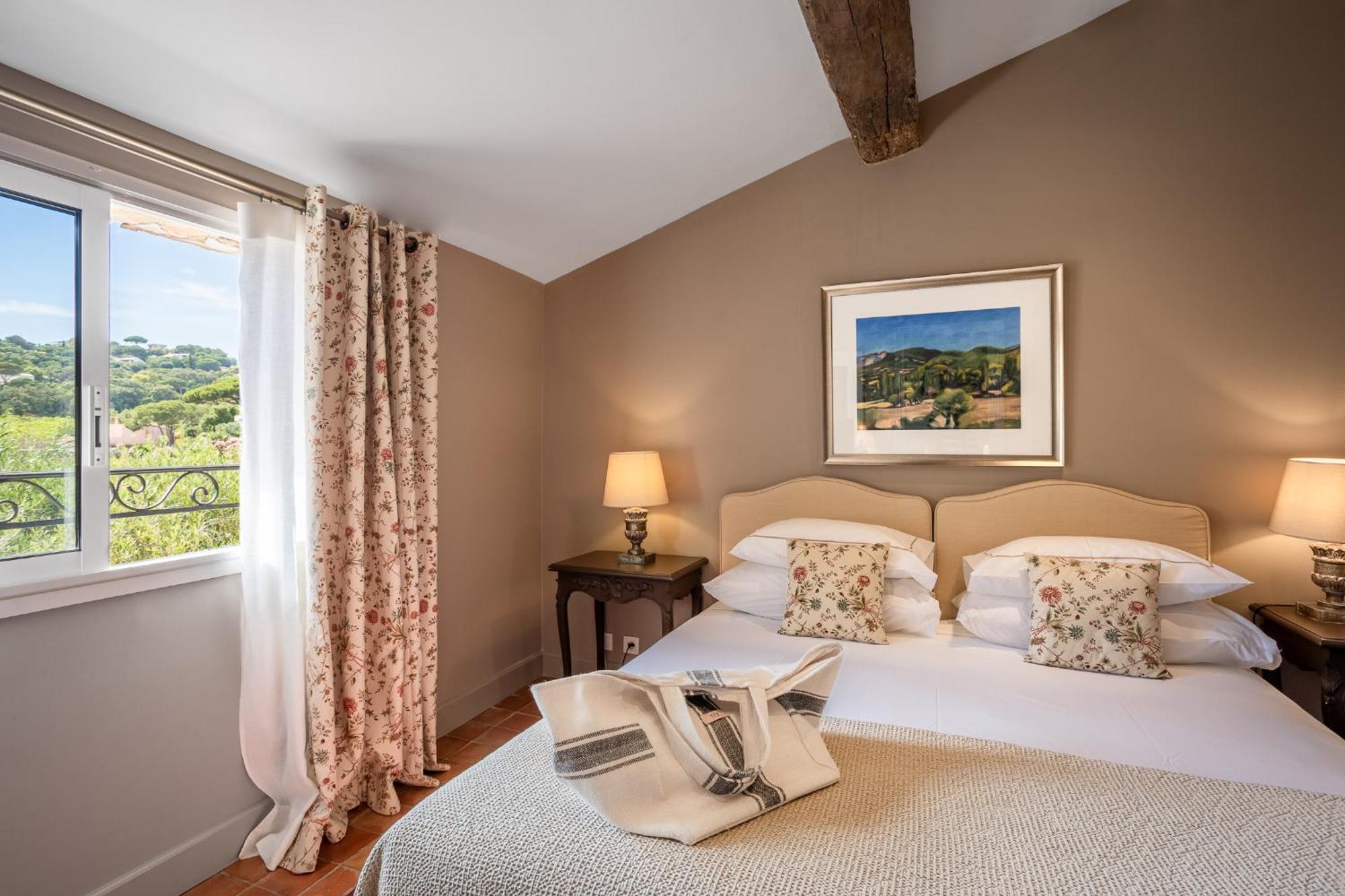 Triple Room - Free Access to Spa and Private Beach