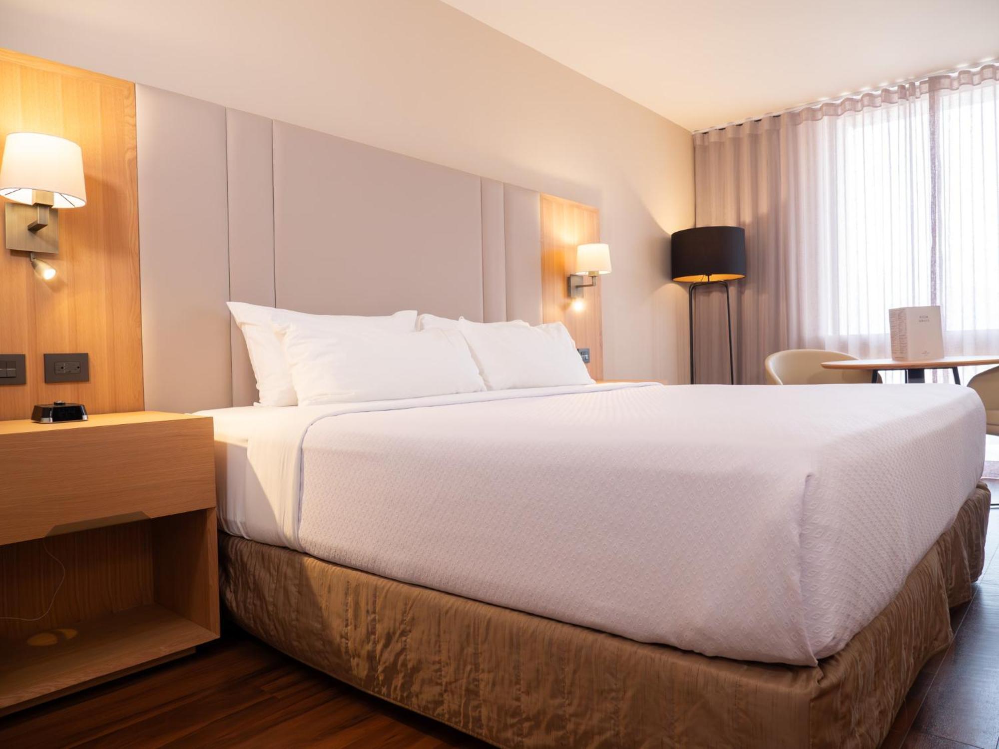 Standard Room,1730046299:JPEG