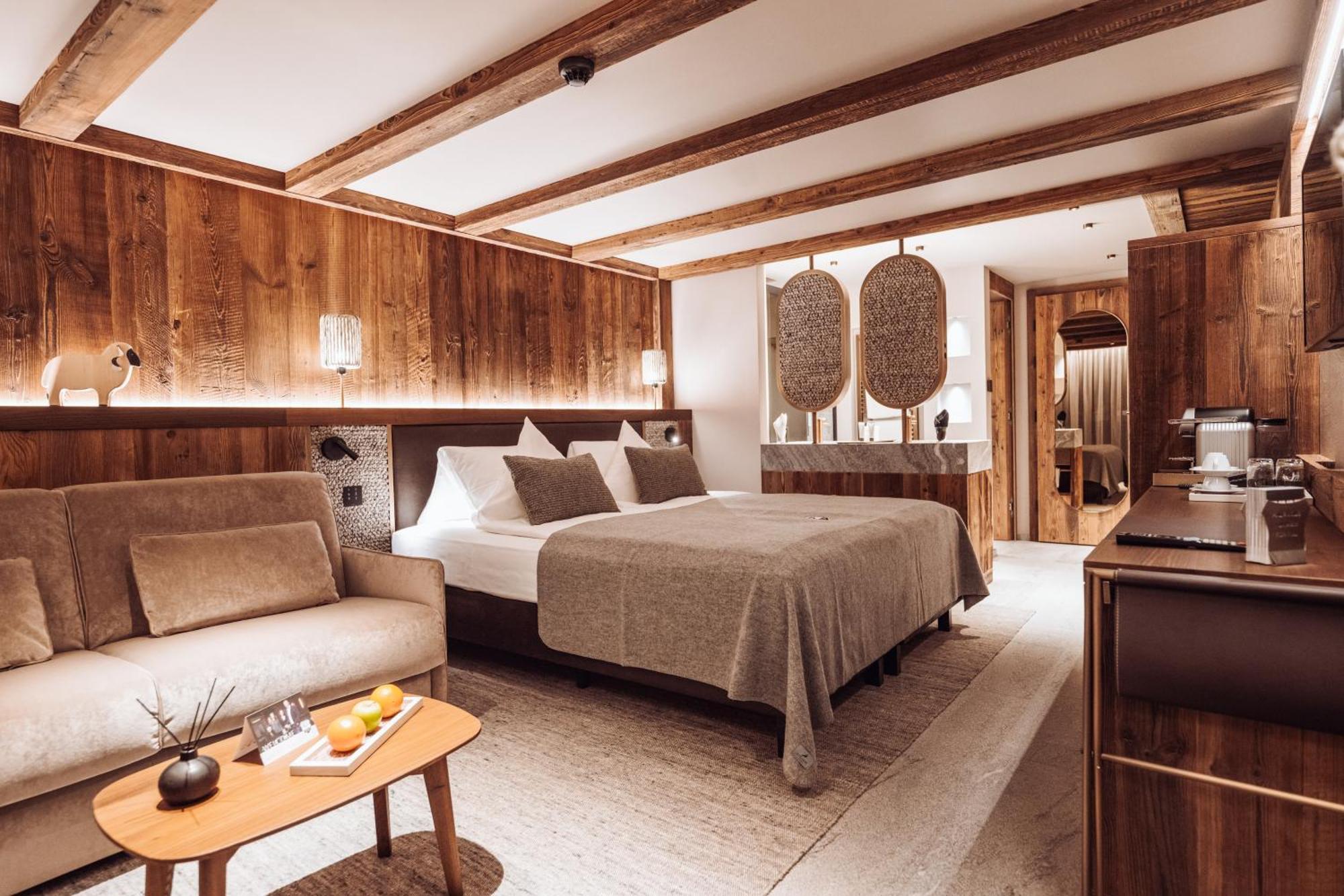Alpine Chic Room (2 Adults)