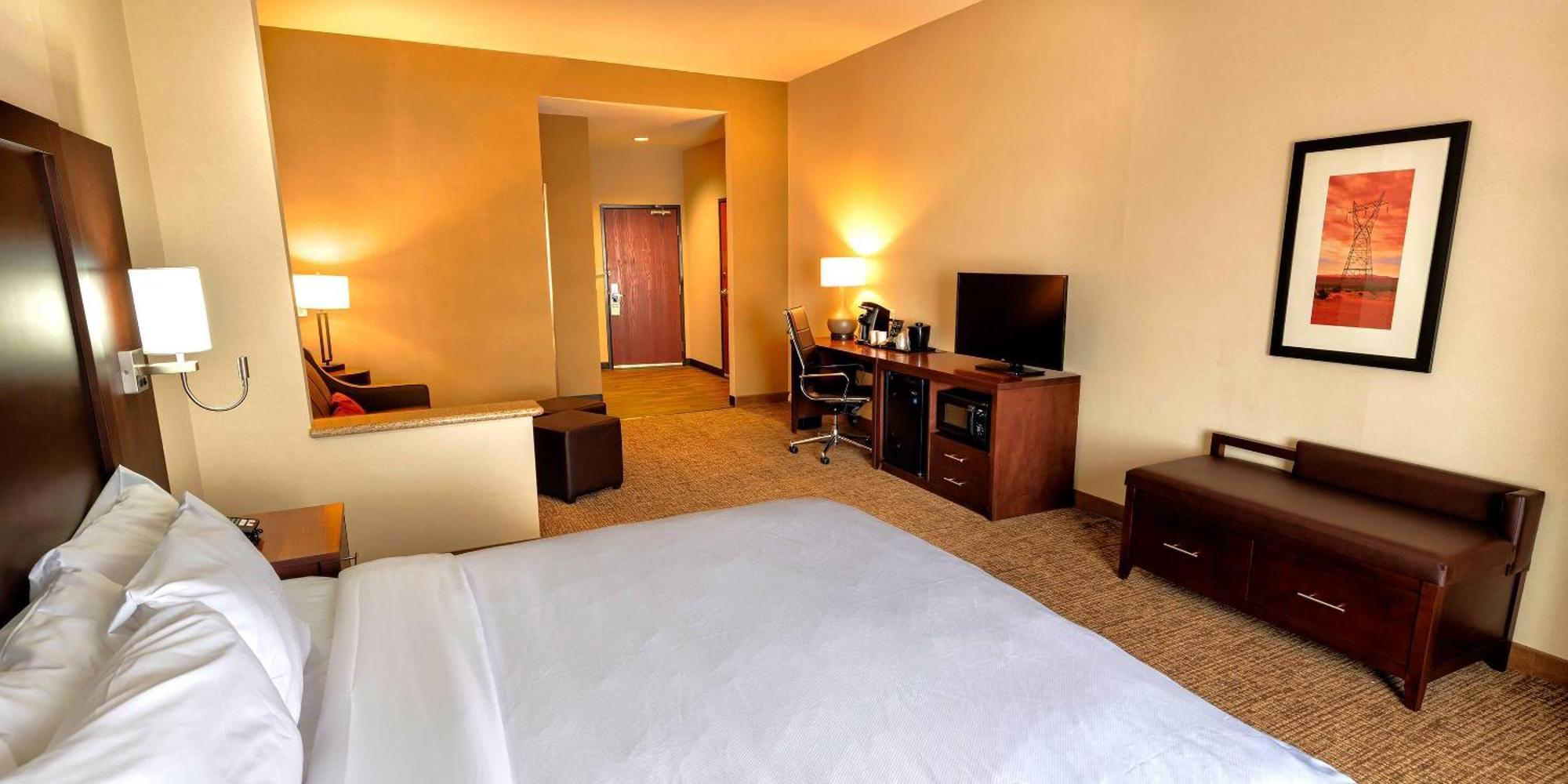 King Suite with Sofa Bed - Non-Smoking