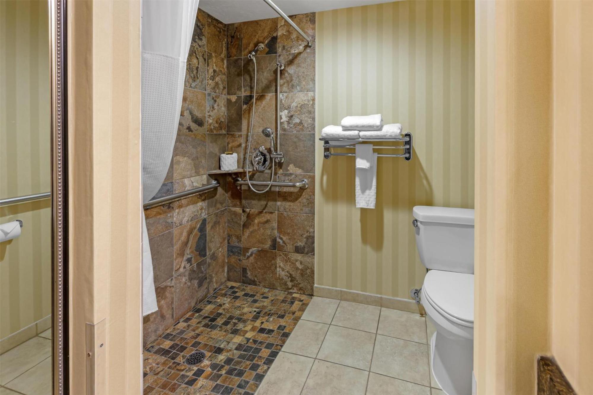 Queen Room with Two Queen Beds and Roll-In Shower - Disability Access/Non-Smoking