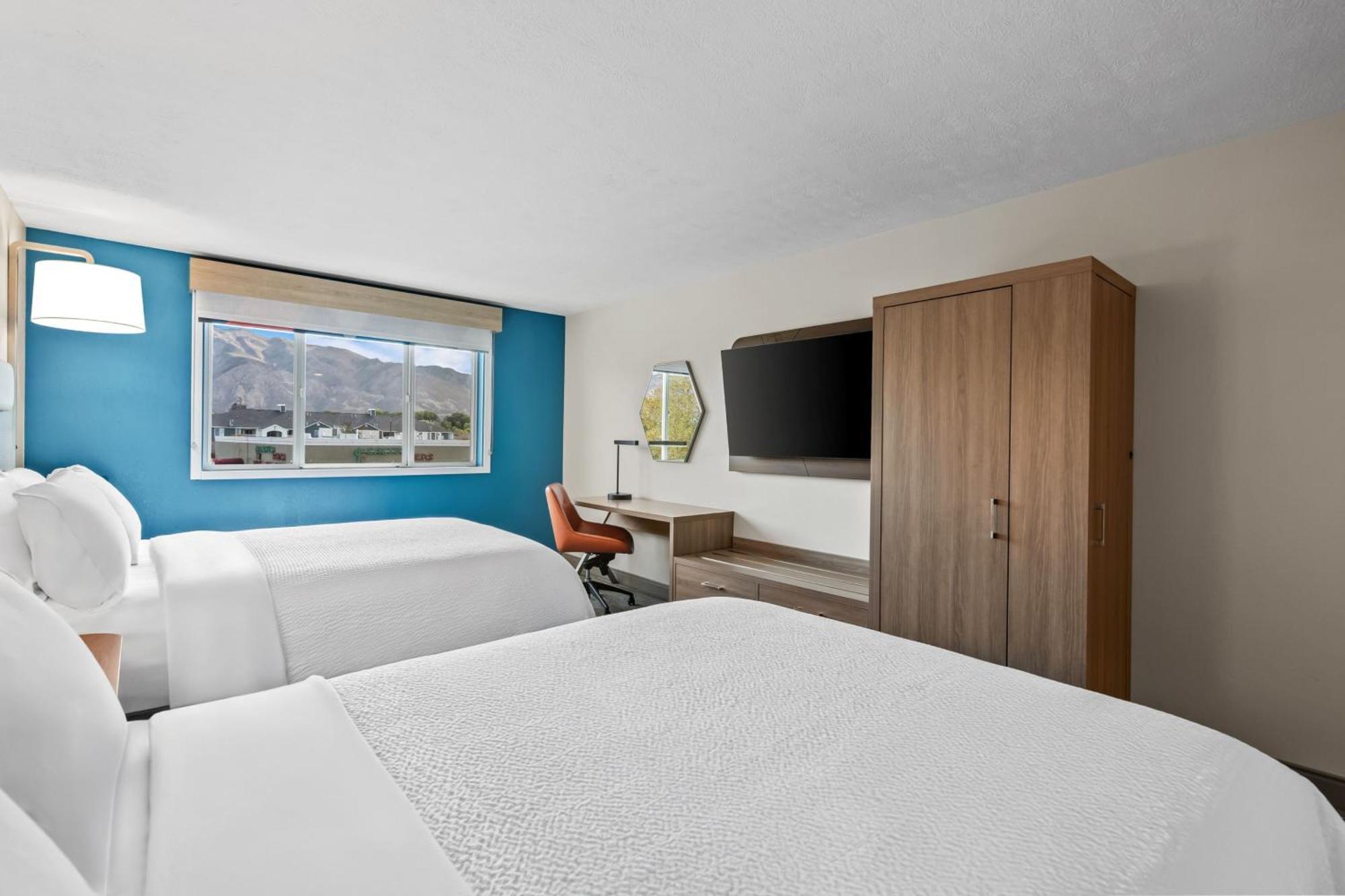 Deluxe Queen Room Two Queen Beds