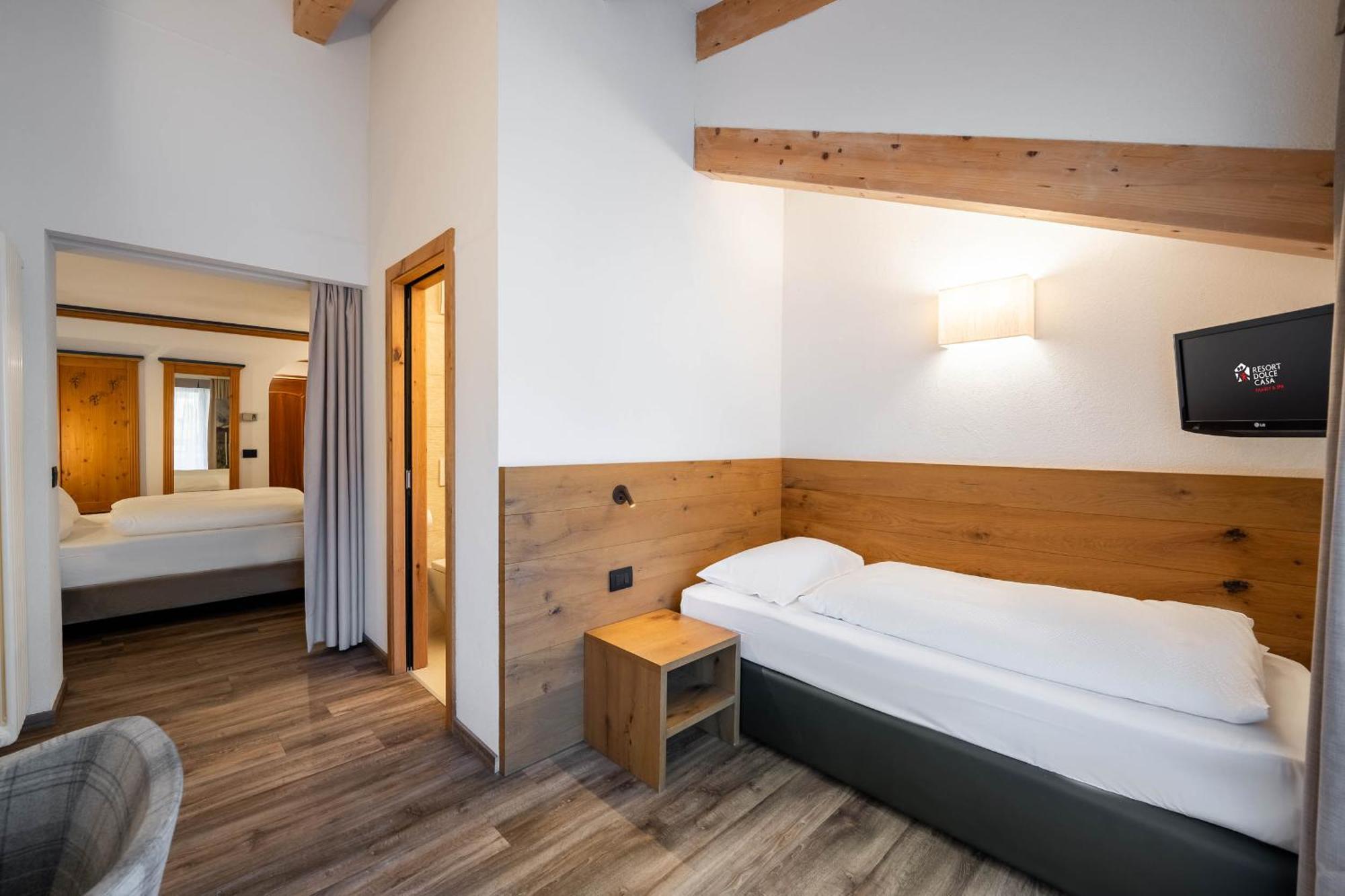 Suite Balcony,1134986476:JPEG