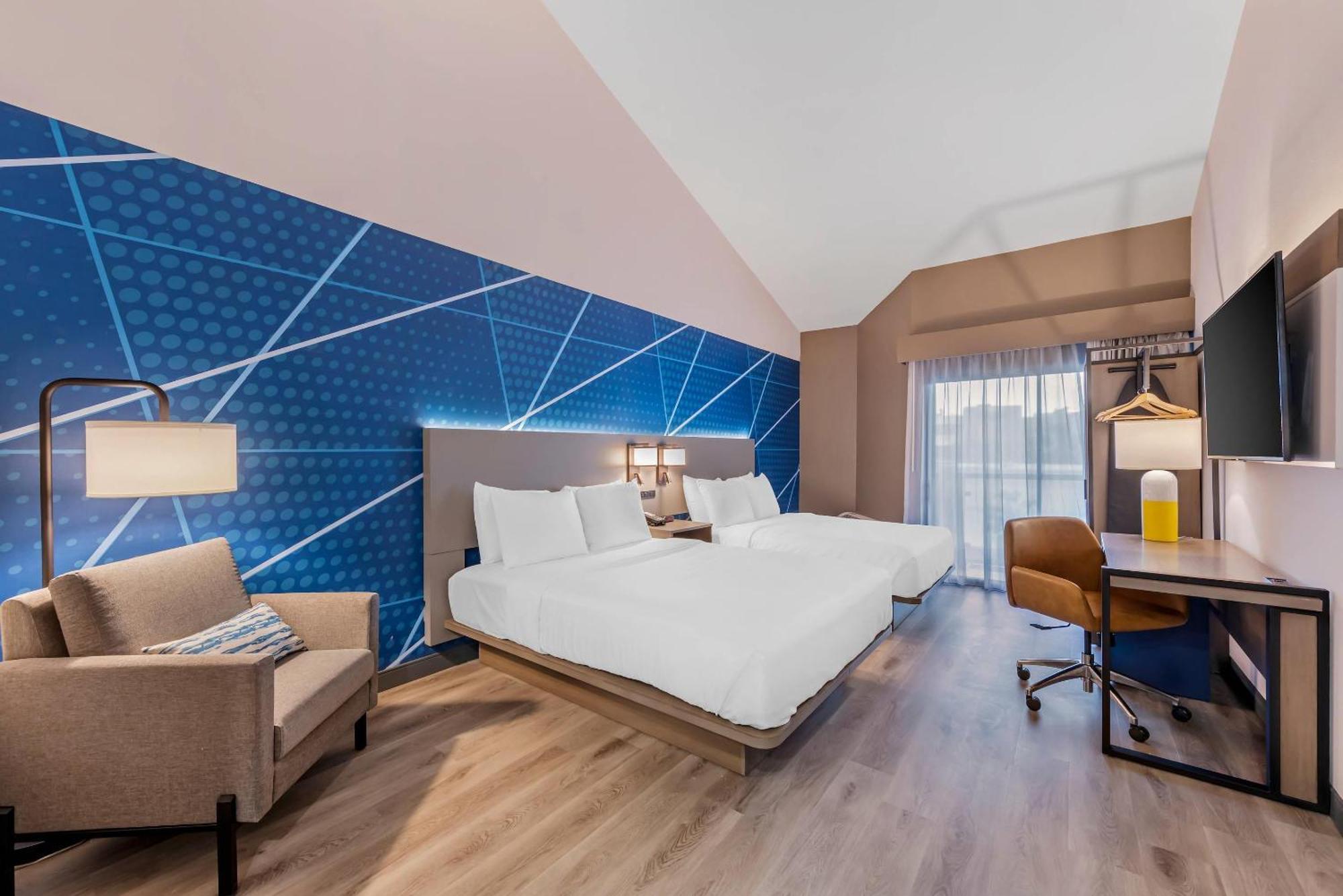 Standard Room, 2 Queen Beds Accessible, Non Smoking, Balcony