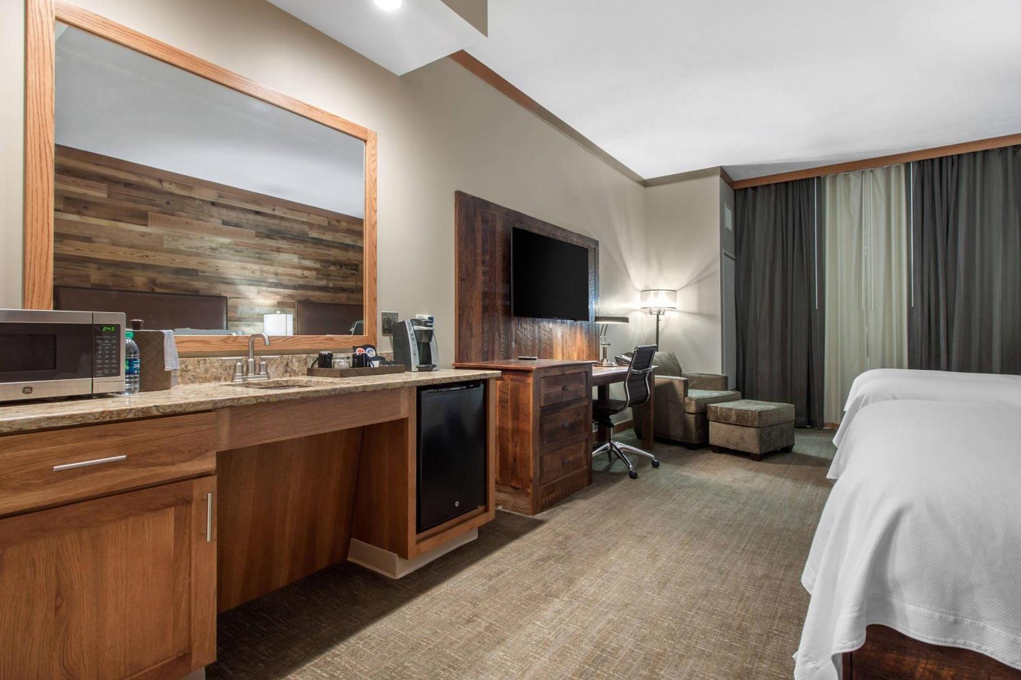 Queen Room with Two Queen Beds and Chair/Ottoman - Accessible/Non-Smoking