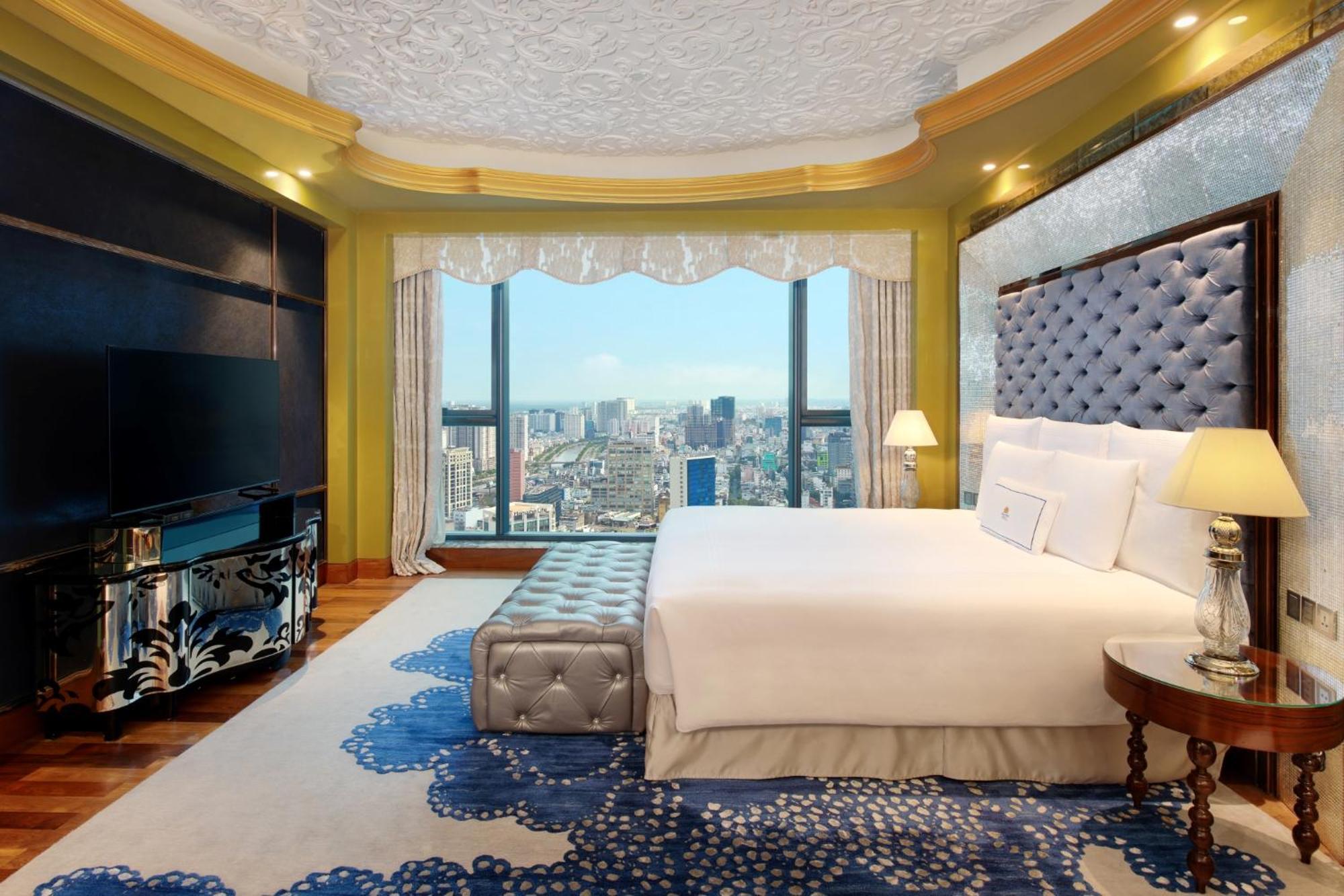 Junior Suite High Floor Executive Lounge Access
