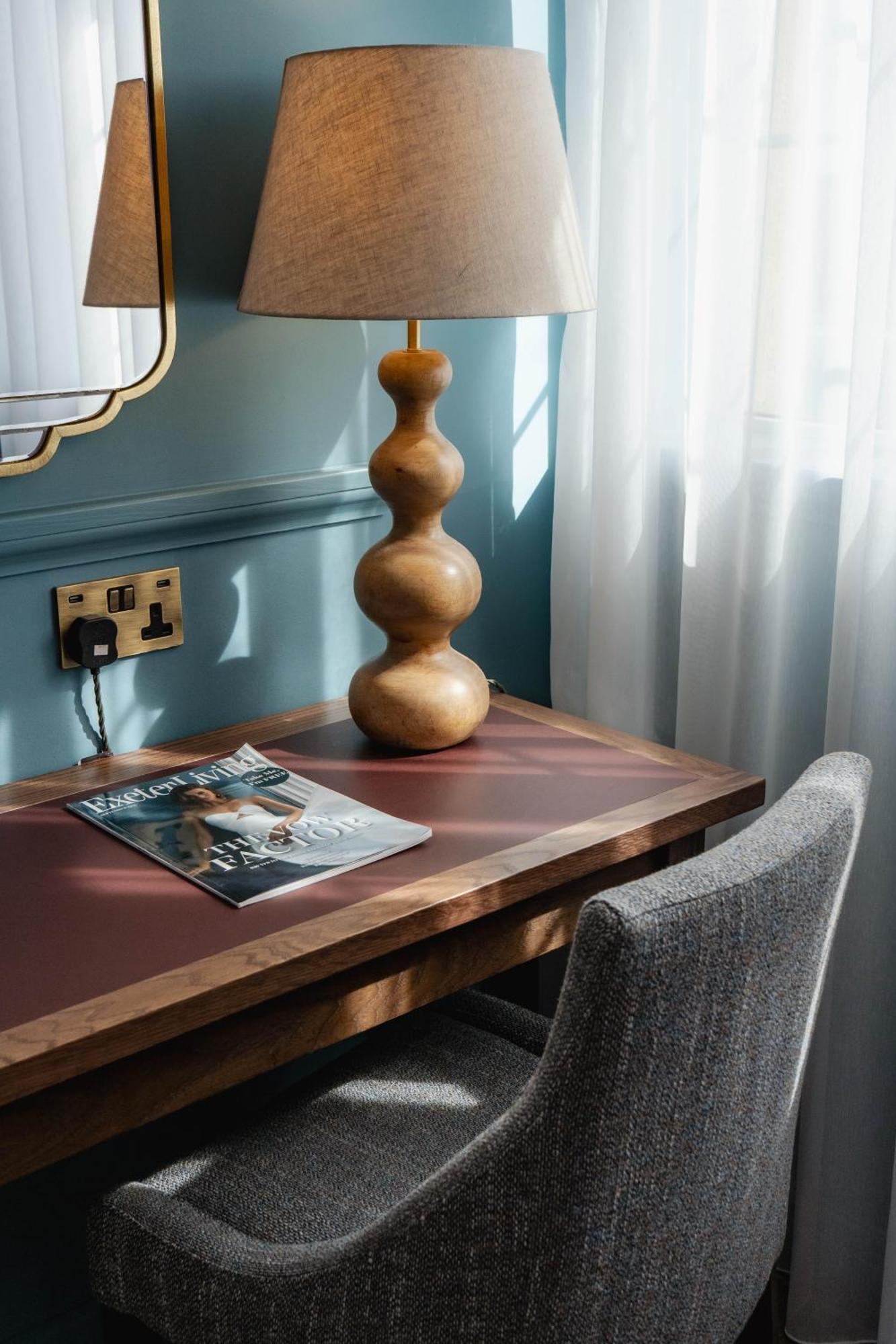 Premium King Room