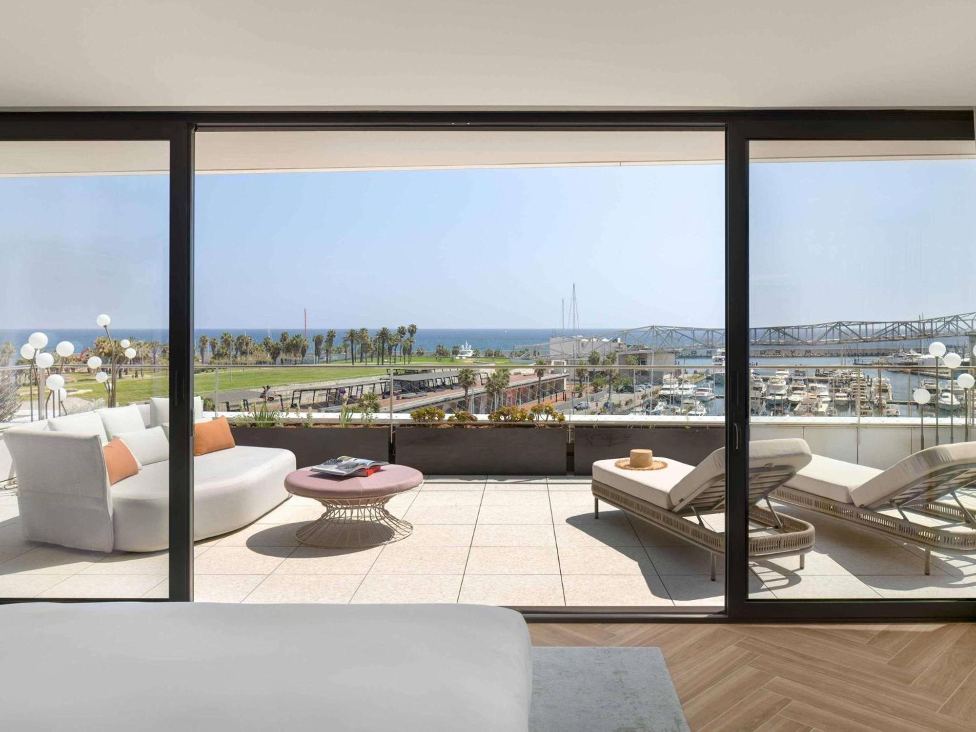 Suite Luxueuse - Vue sur Marina