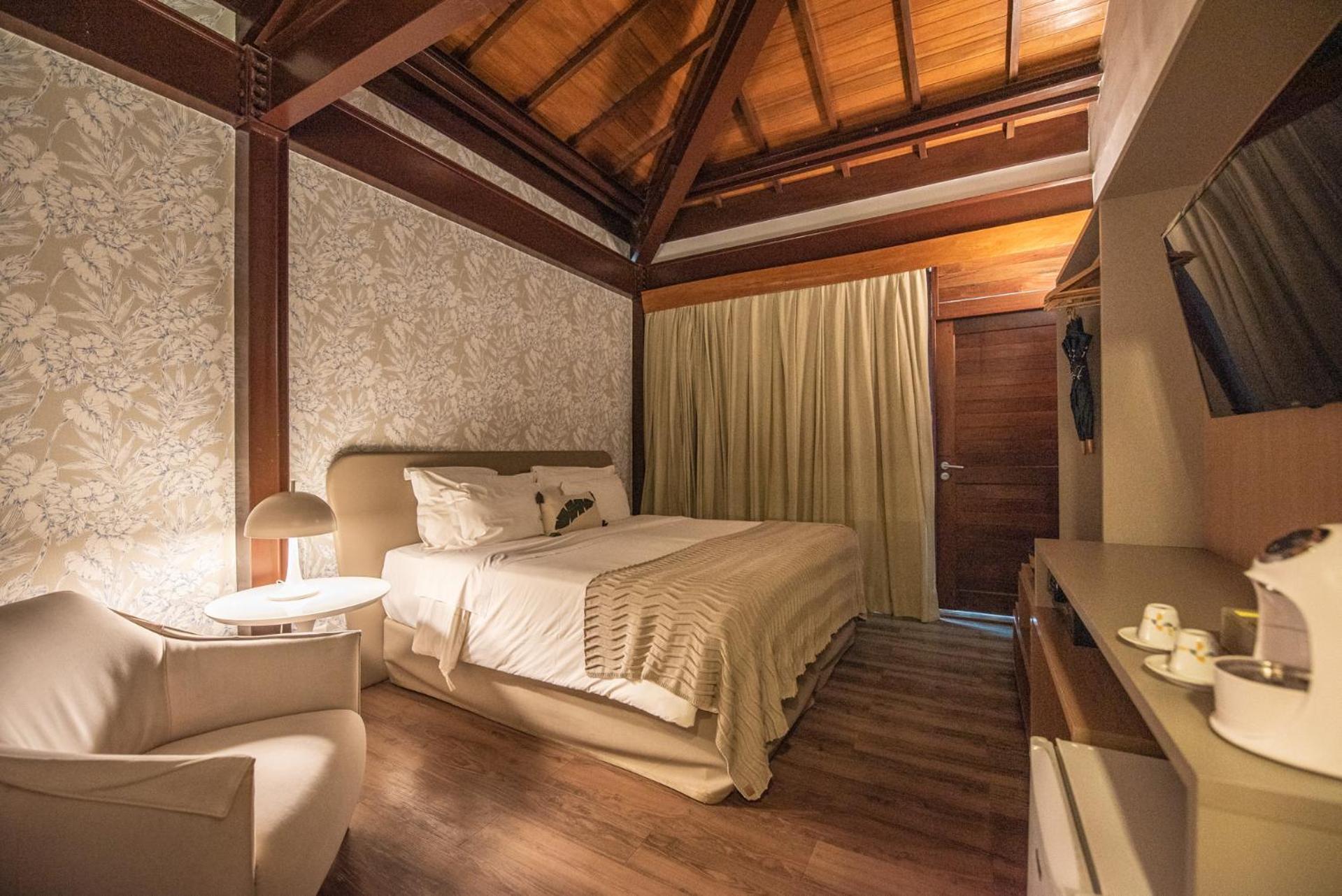 Quarto Duplo