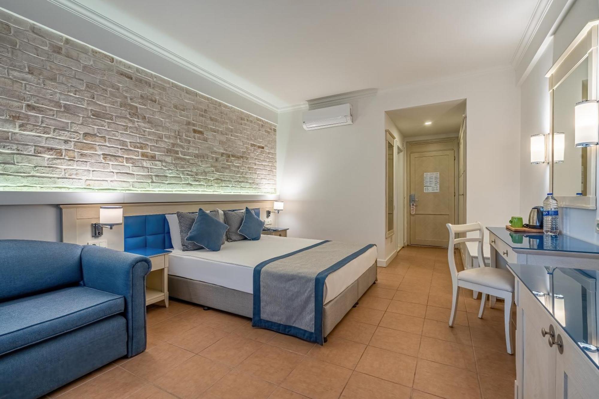Standard Double Room,1746885361:JPEG