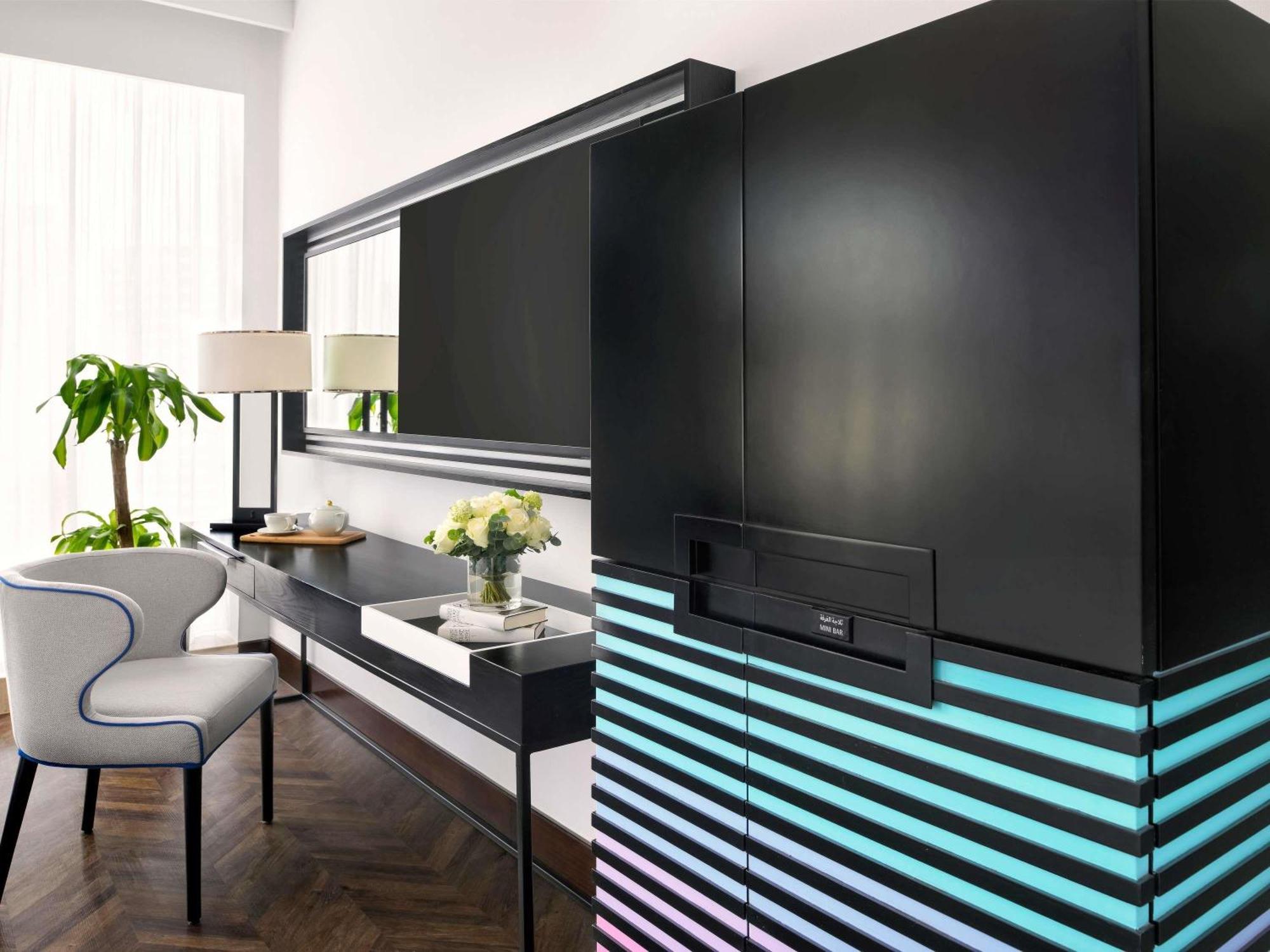 Executive King Room with Burj Khalifa View,1746970099:JPEG