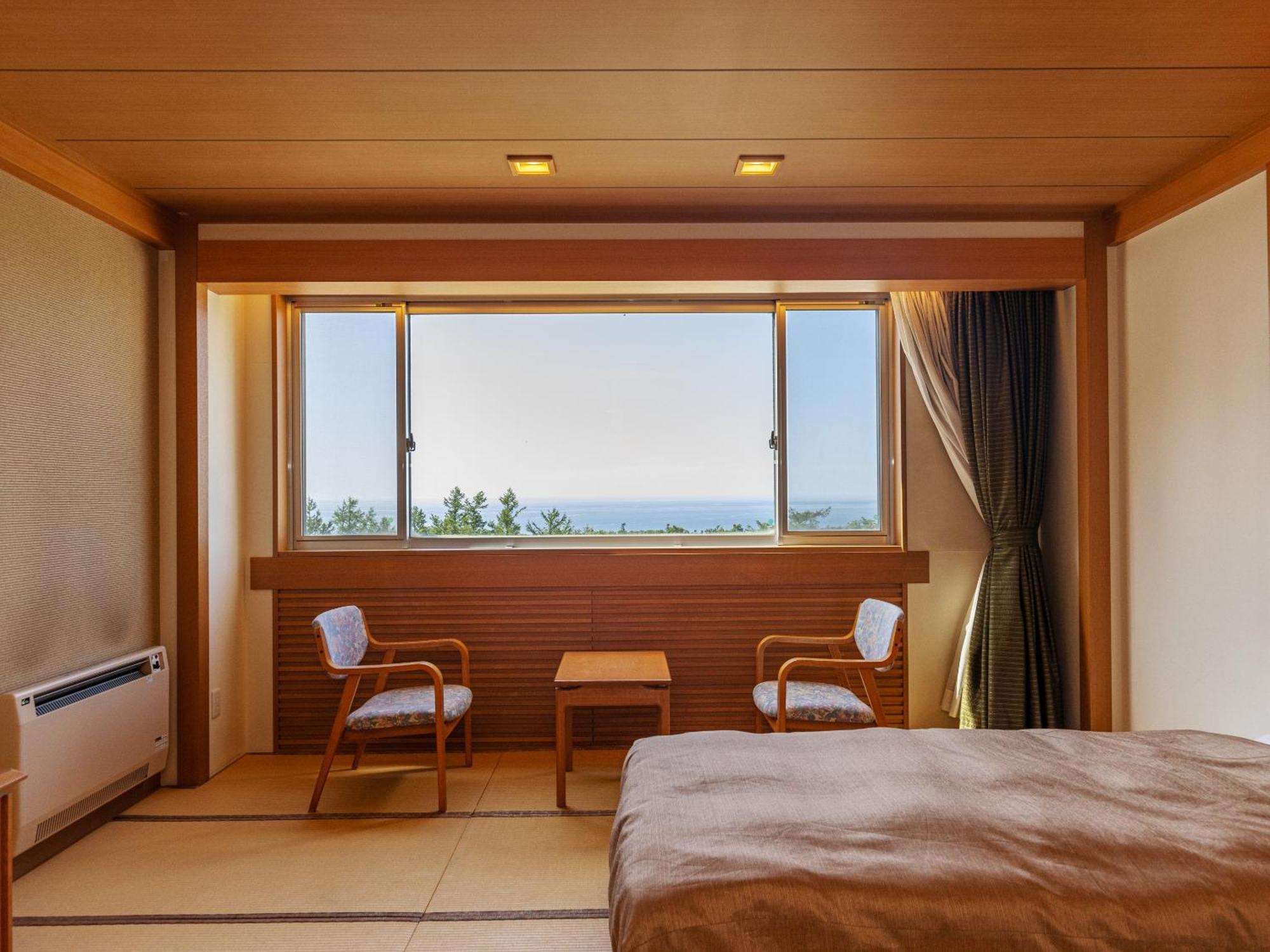 Superior Twin Room with Tatami Floor - Non-Smoking - Shizen Wing