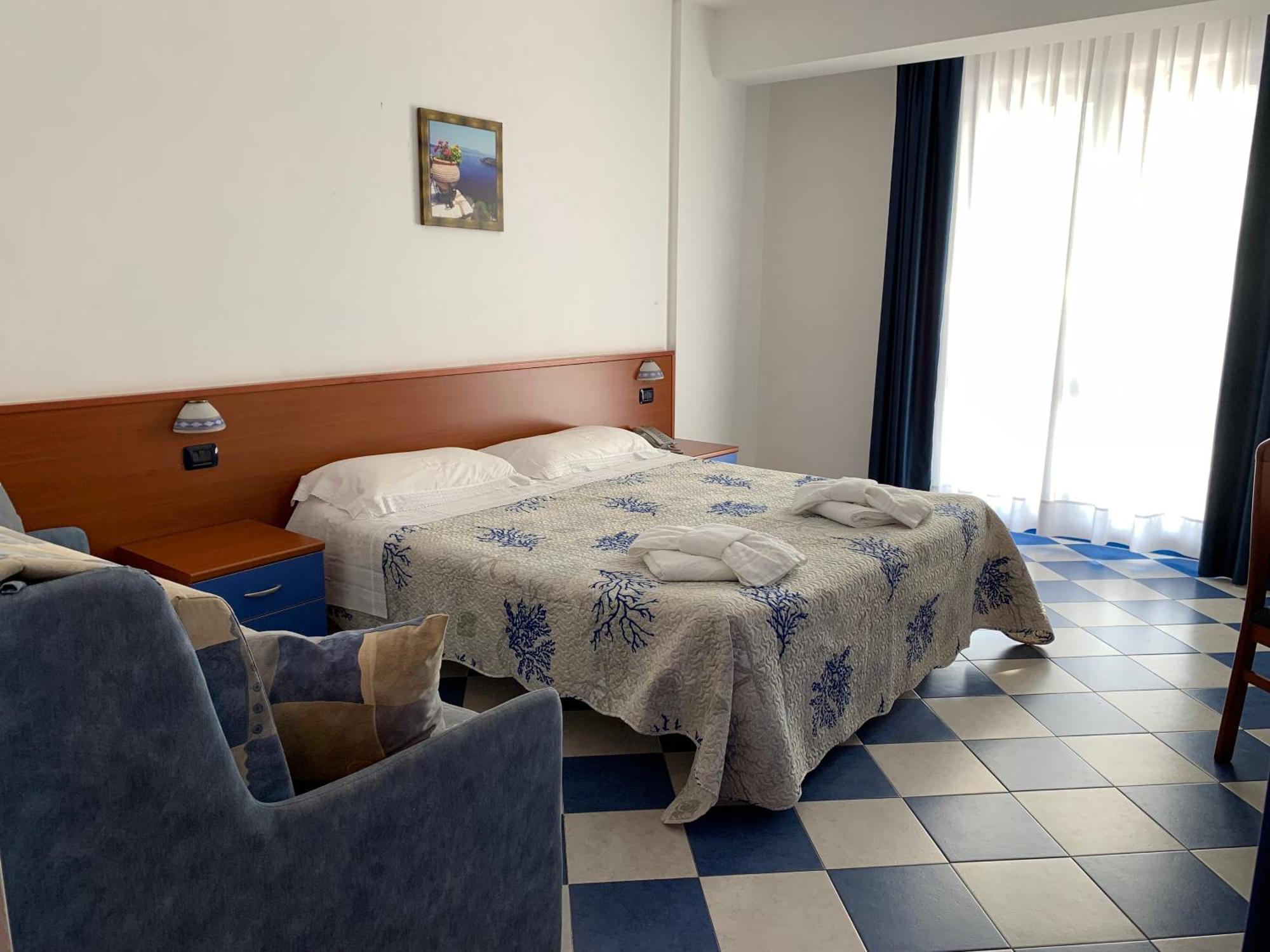 Triple Room Sea View,1756536544:JPEG