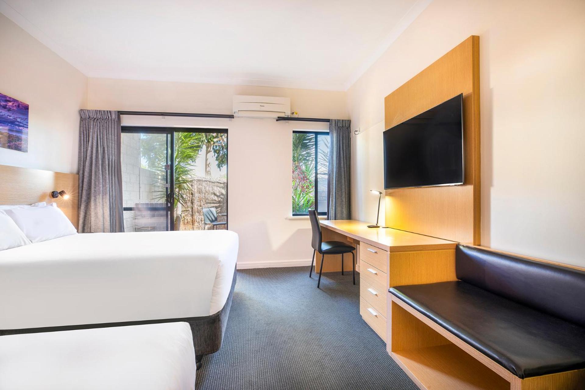 Deluxe Triple Room,1756542157:JPEG