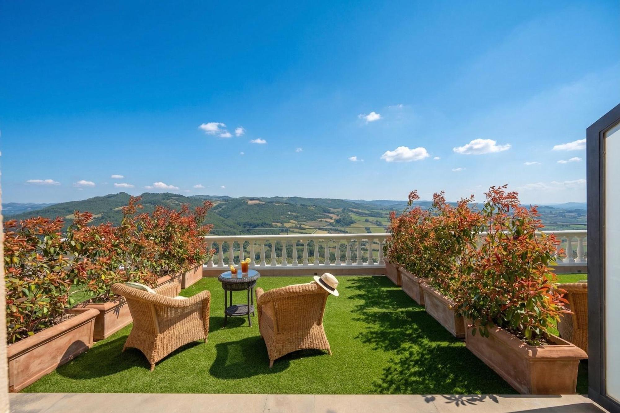 Superior Double Terrace