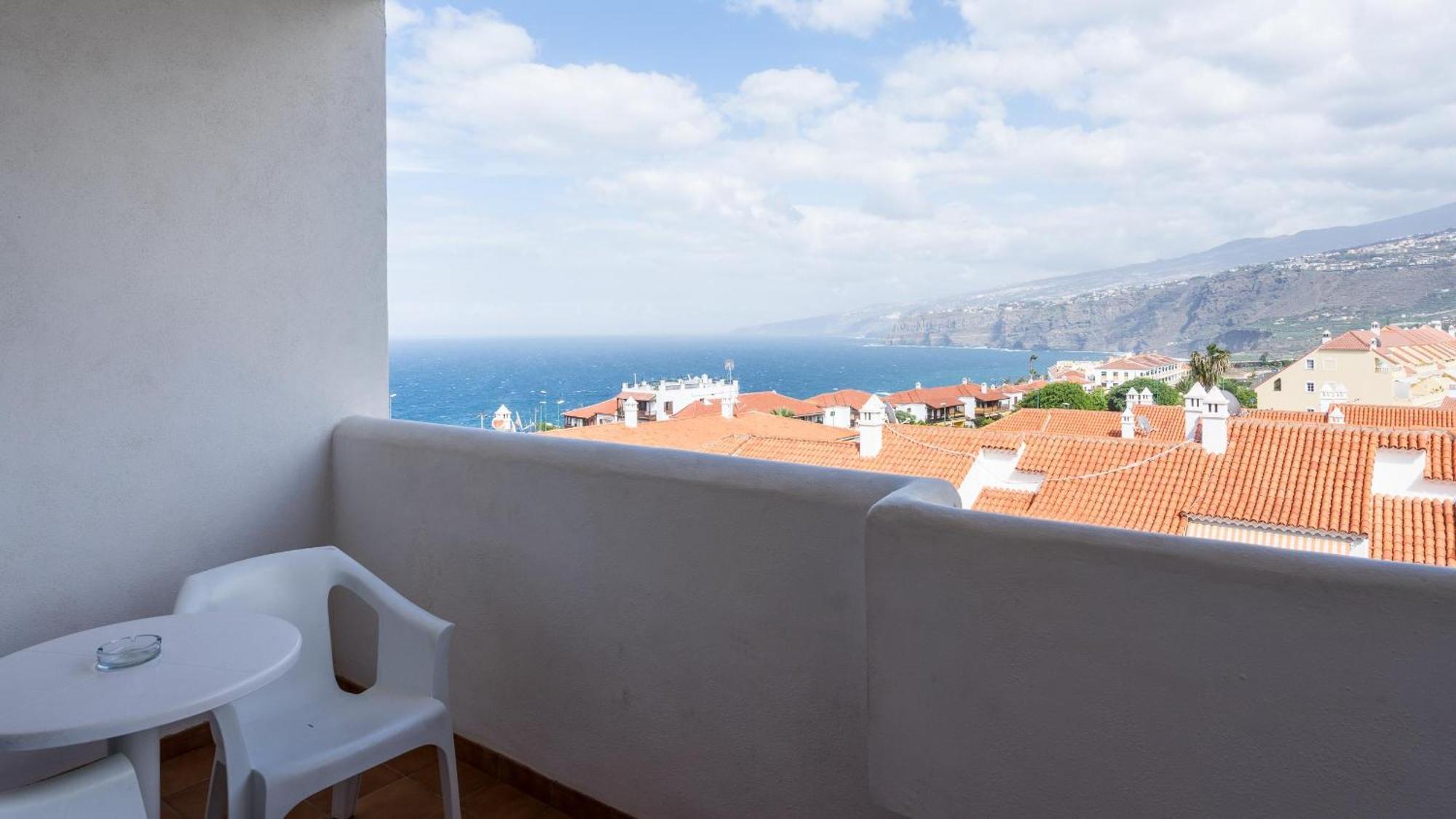 Double Room Sea View,1765151376:JPEG