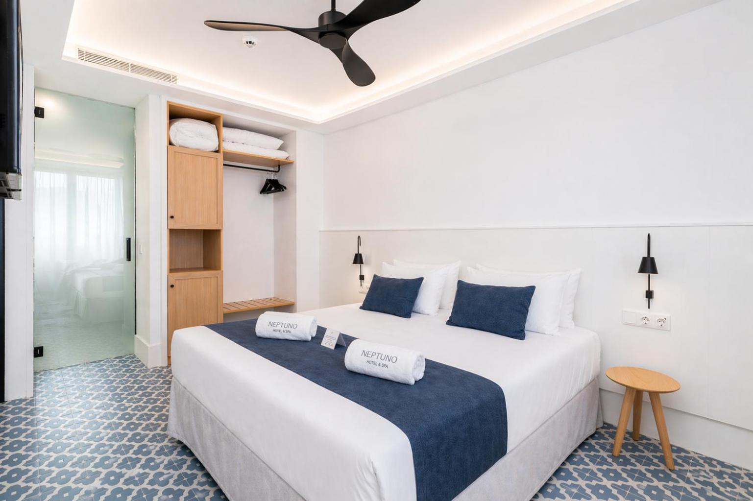 Junior Suite,1765801544:JPEG