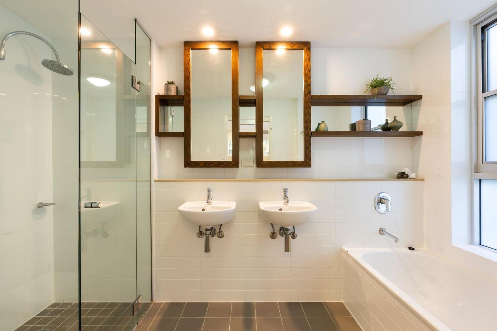 Three-Bedroom Bay Penthouse