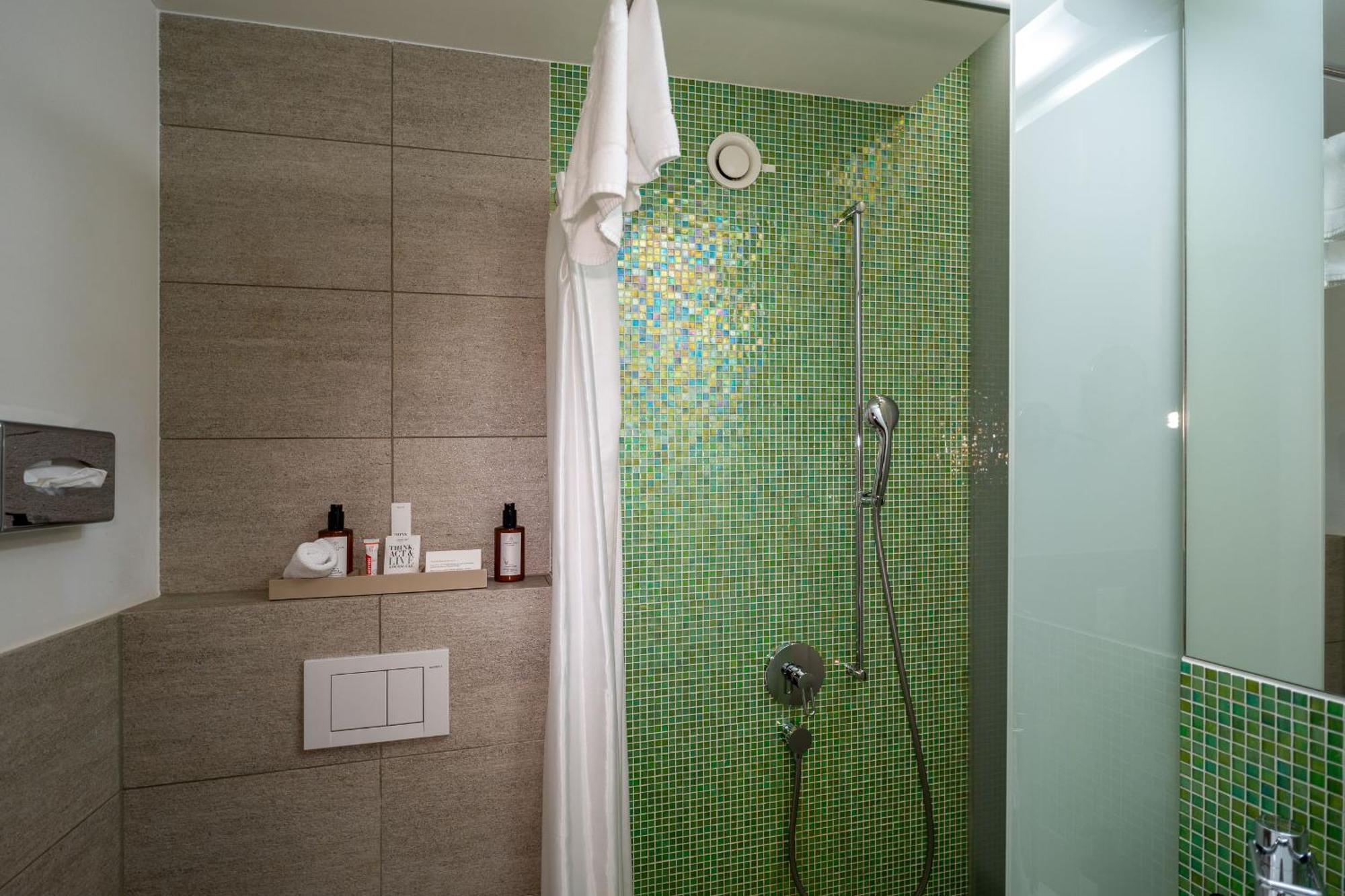 Classic Single Room