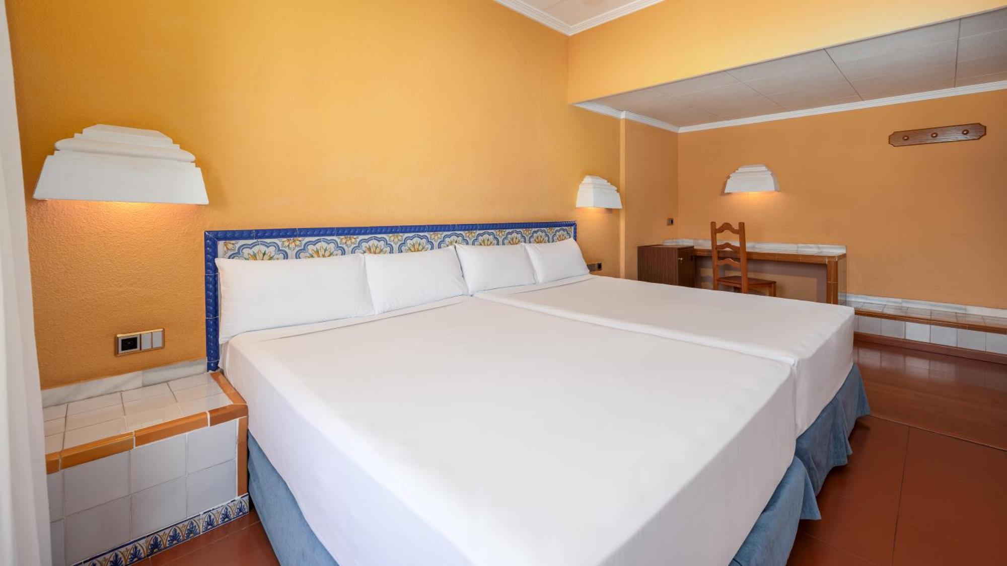 Chambre Lits Jumeaux - Vue sur Mer