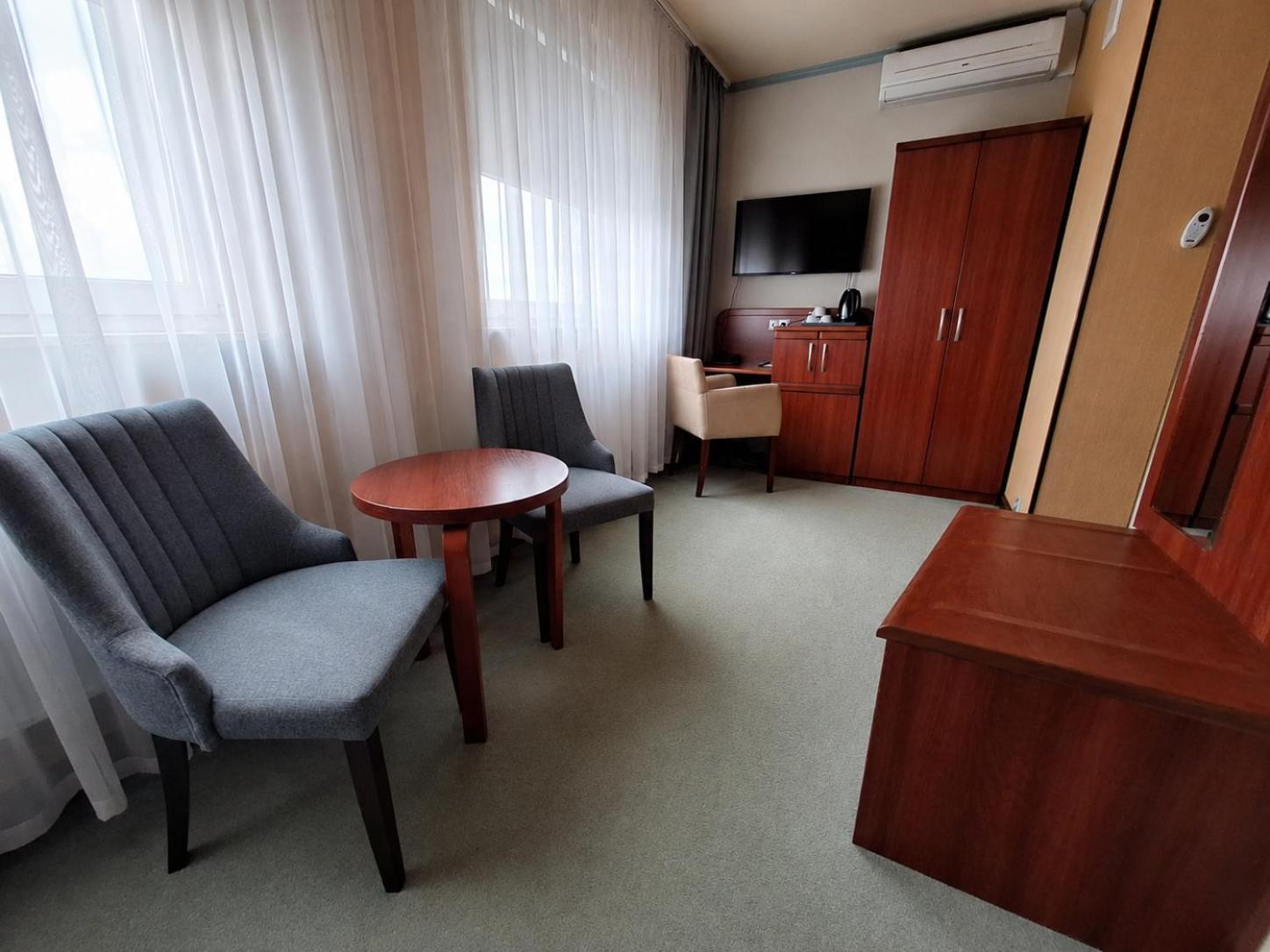 Superior Triple Room