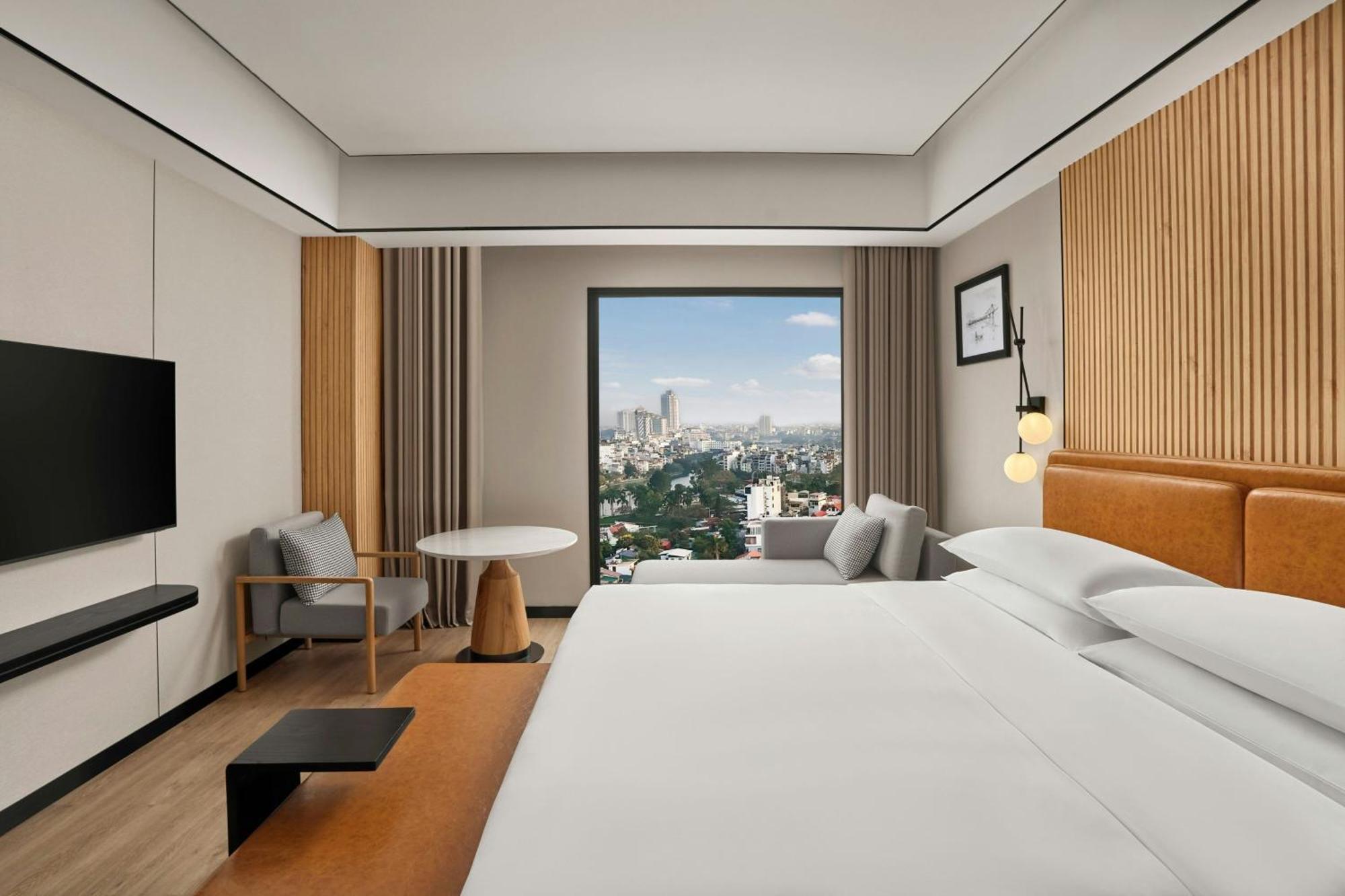 Sheraton Club King Club level Guest room 1 King