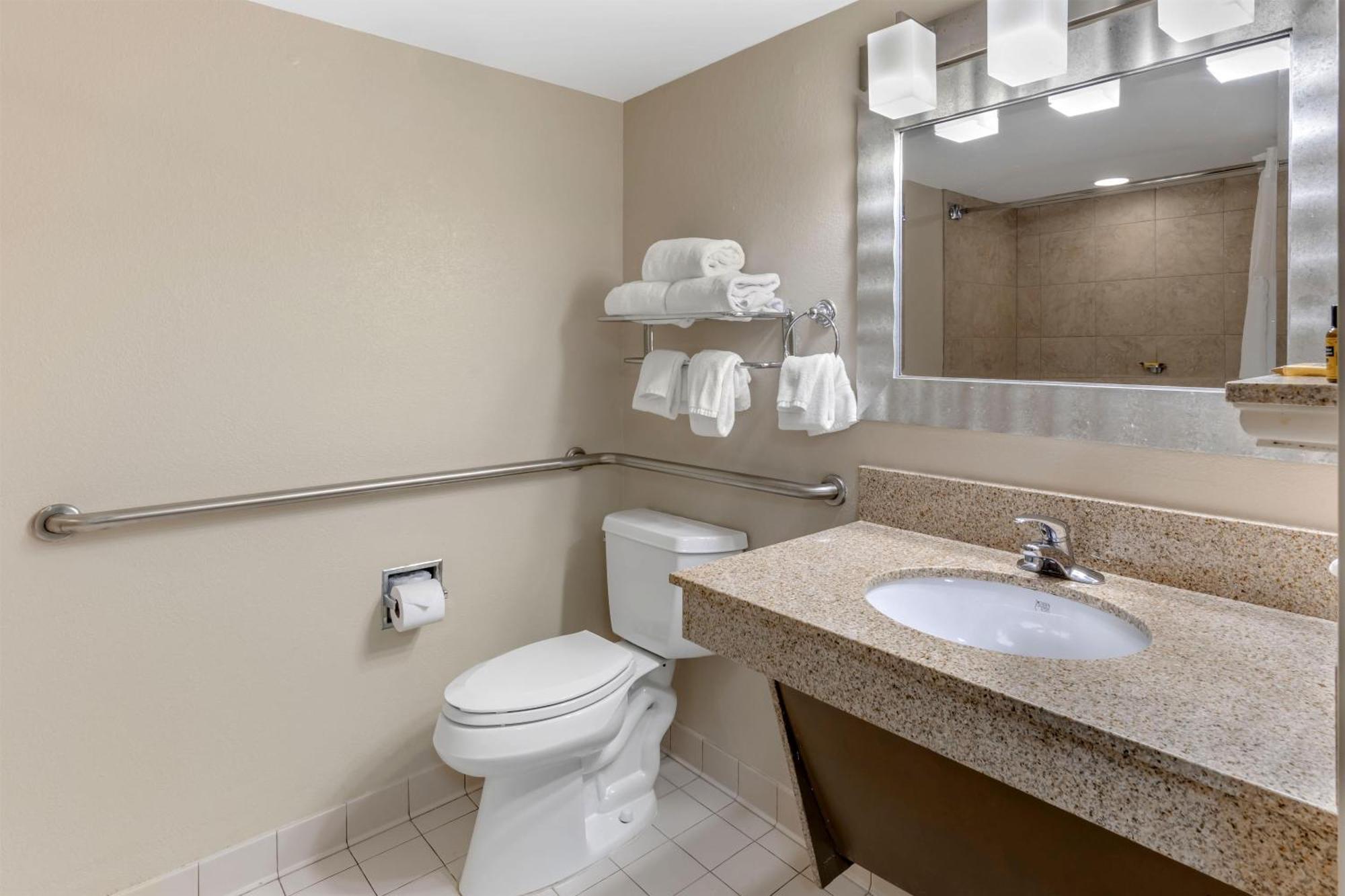 King Room with Bath Tub - Communication Assistance/Non-Smoking
