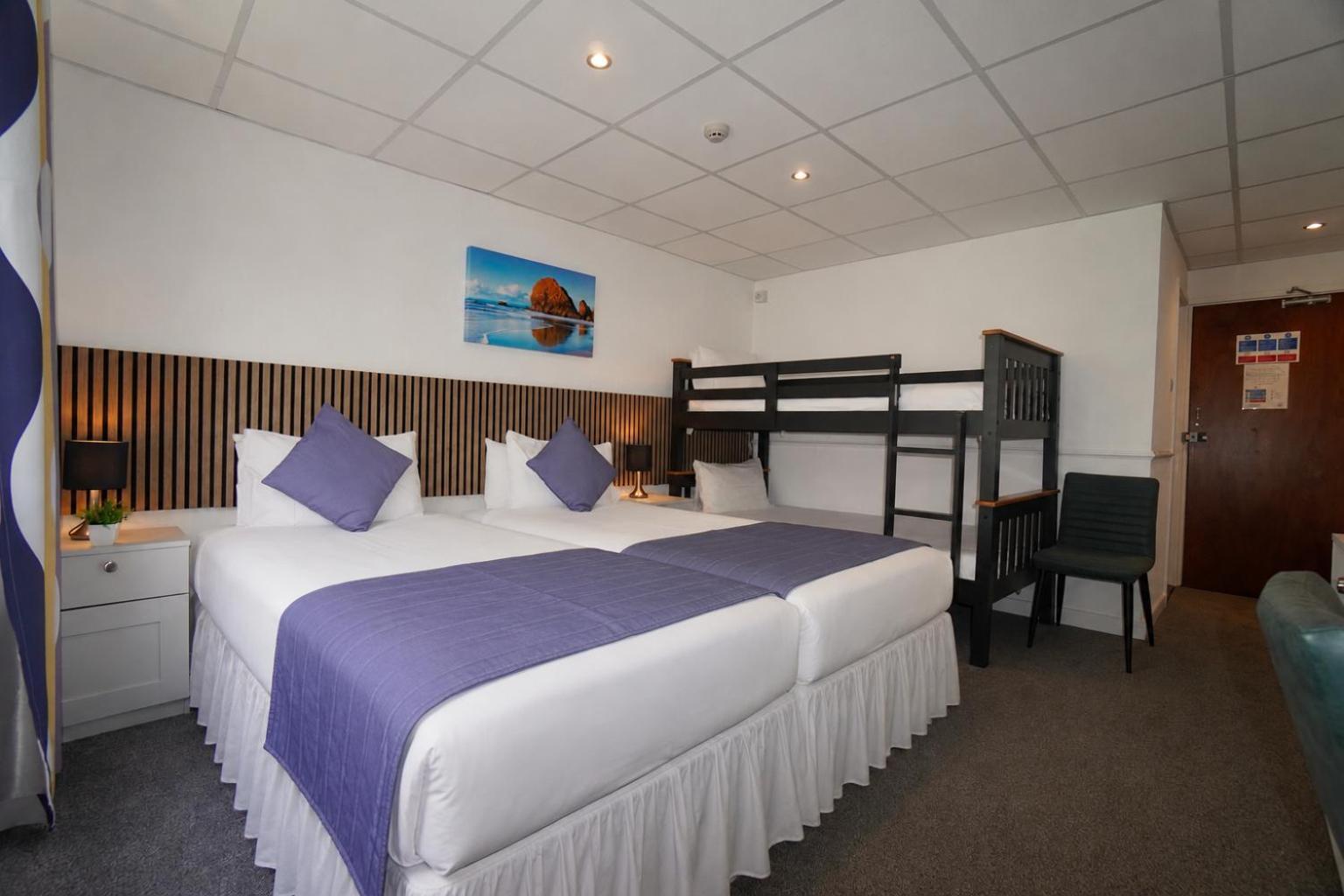 Classic Quadruple Room
