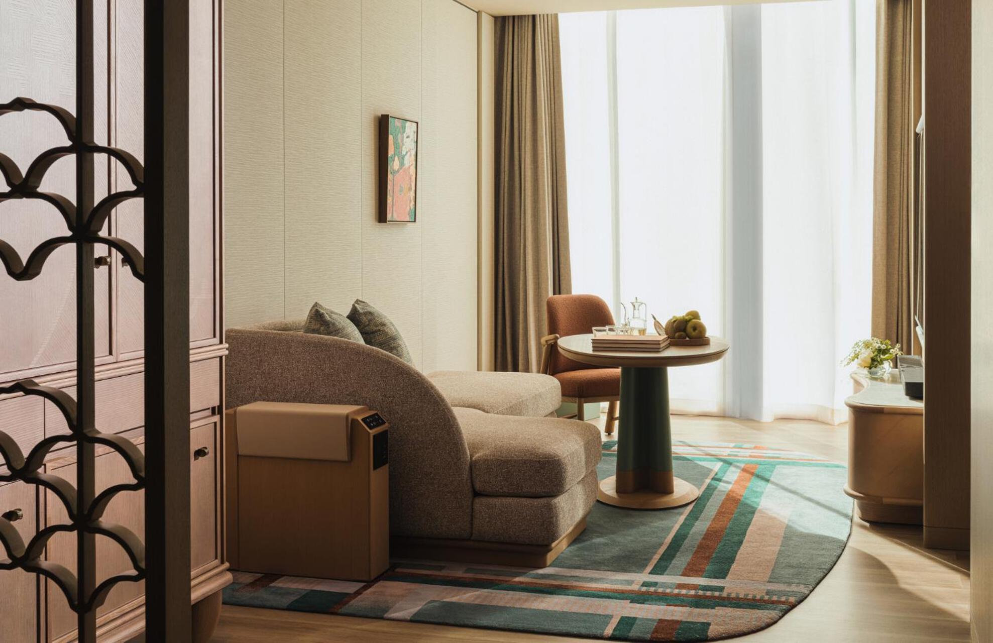 Marunouchi Suite