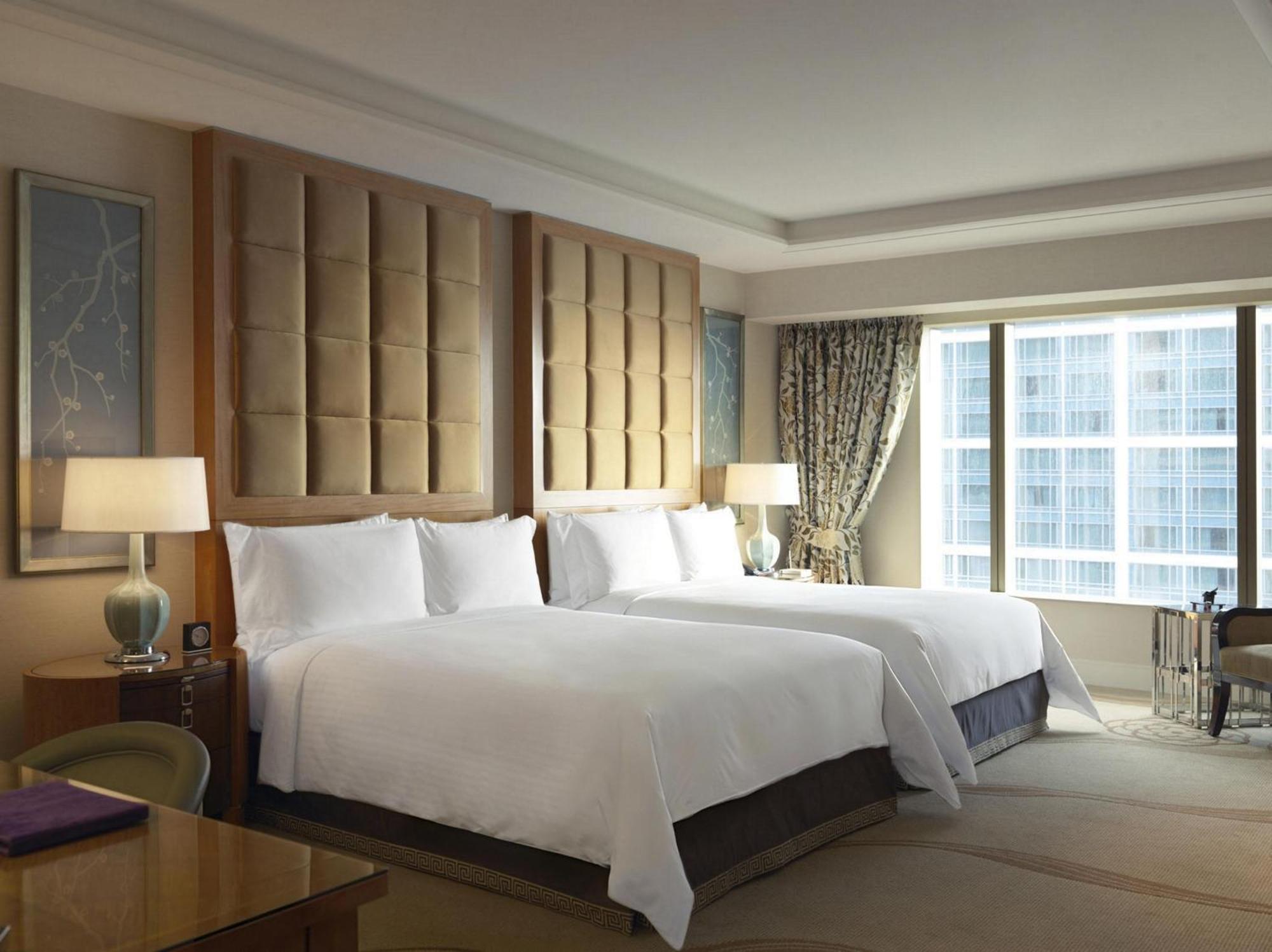 Deluxe Queen Room Two Queen Beds