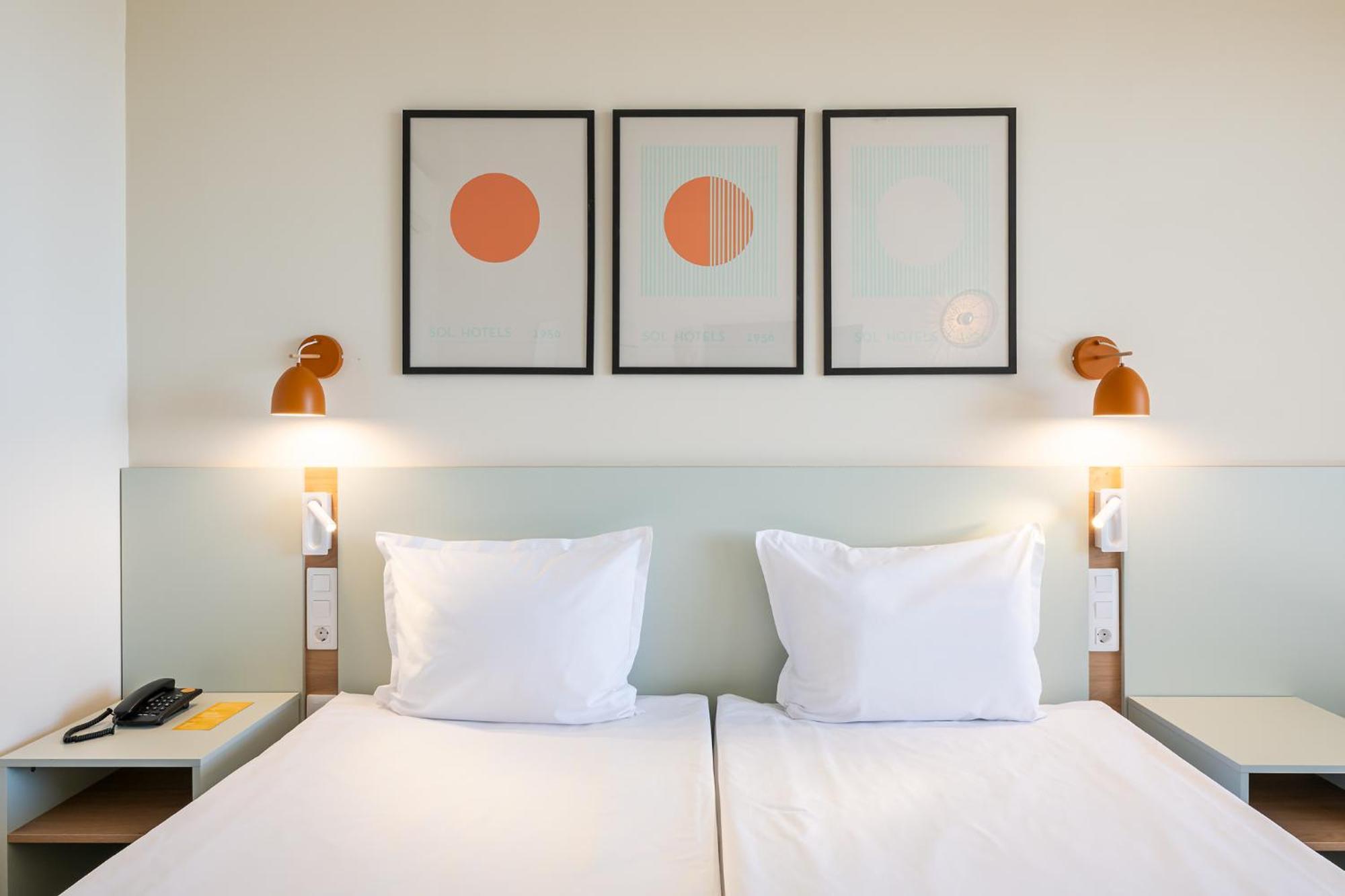 Standard Room with Park View