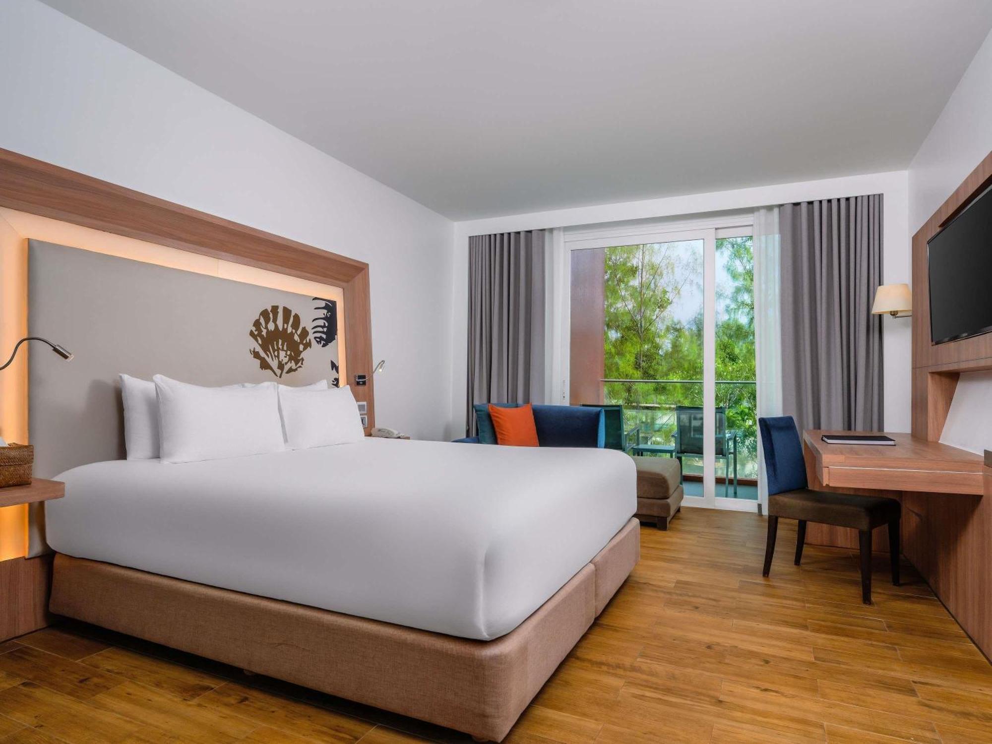 Superior King Room,1772933380:JPEG