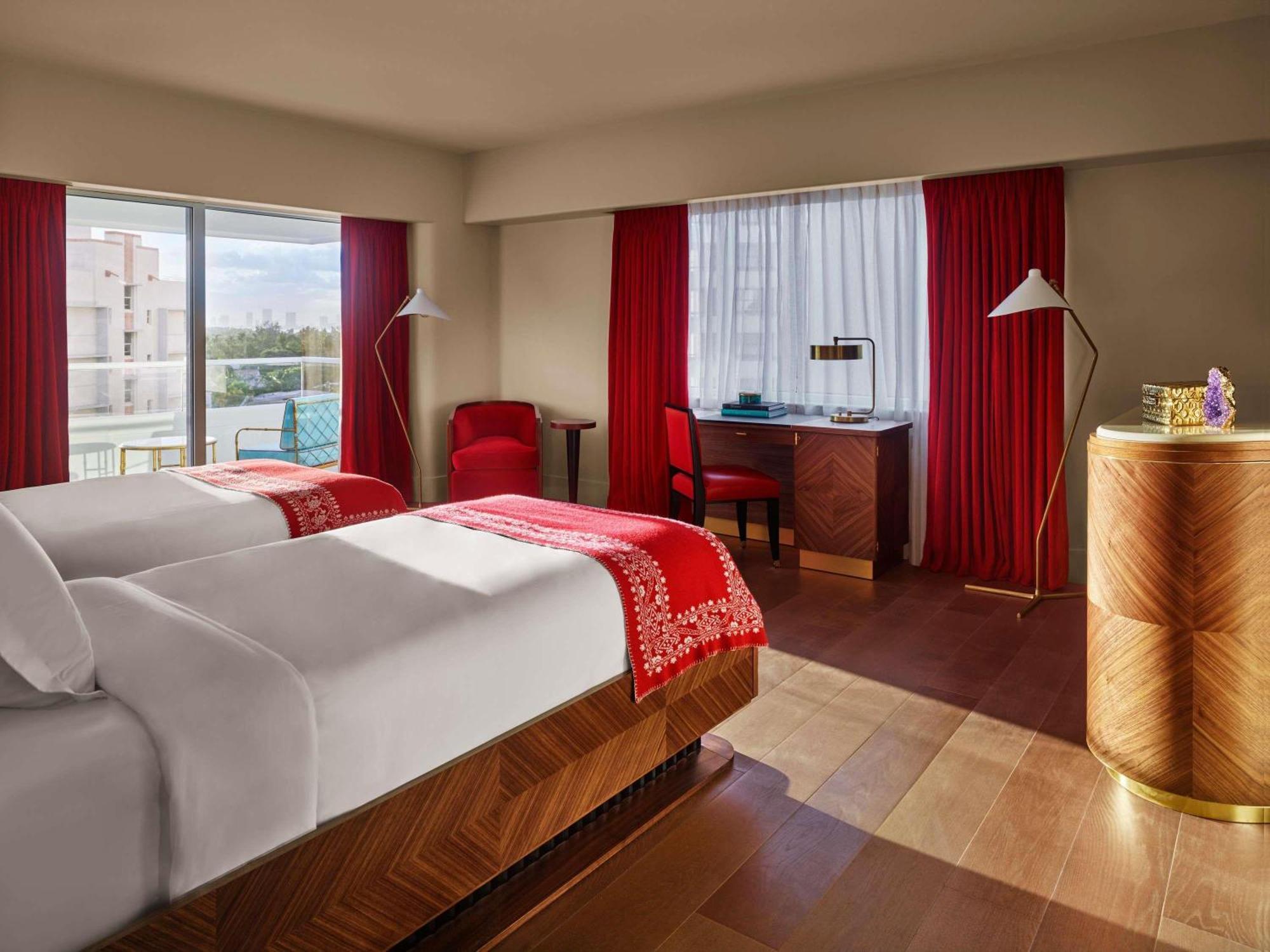 Twin Room Bay View,1717111123:JPEG