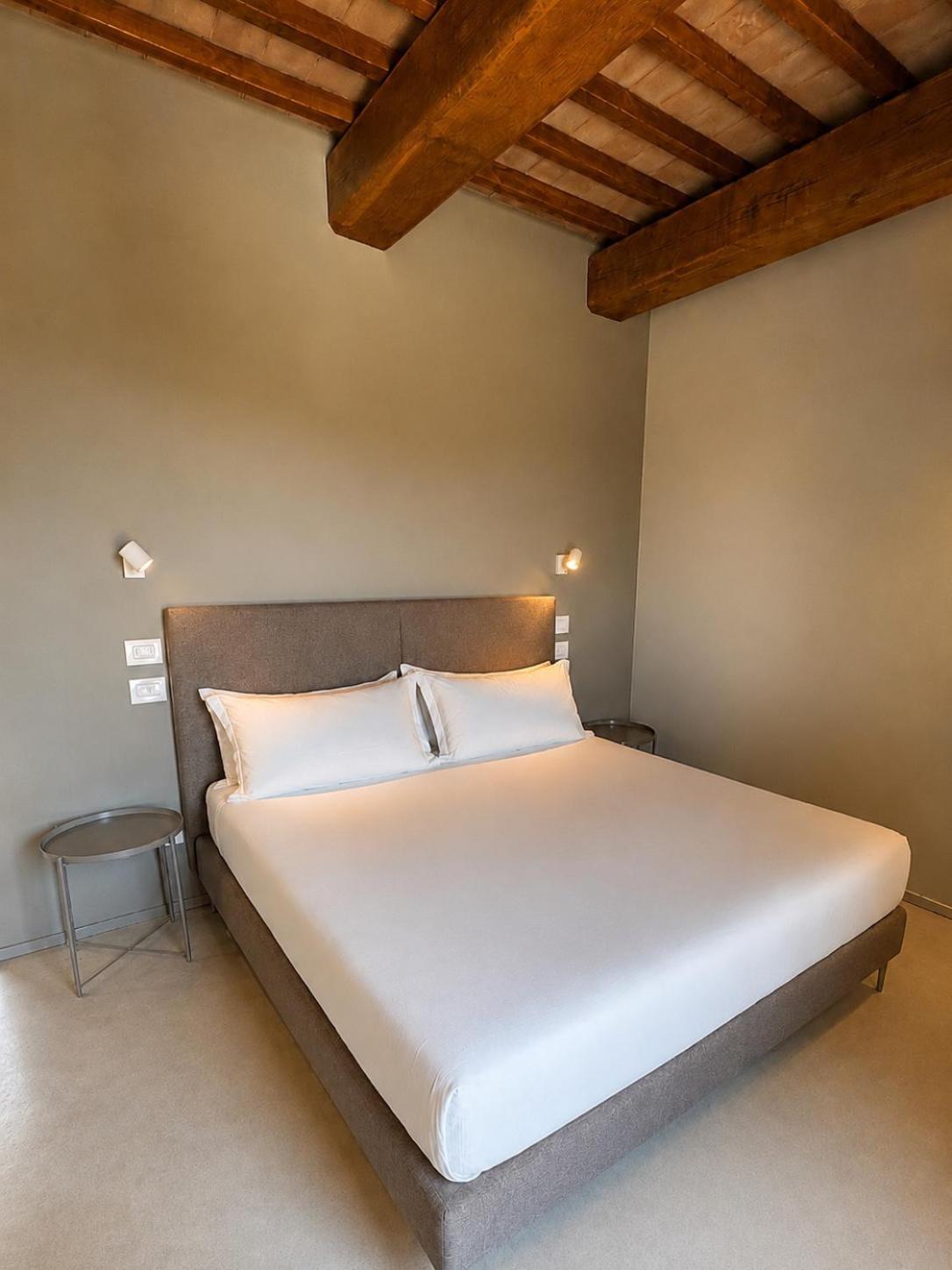 Double Room,1773763005:JPEG