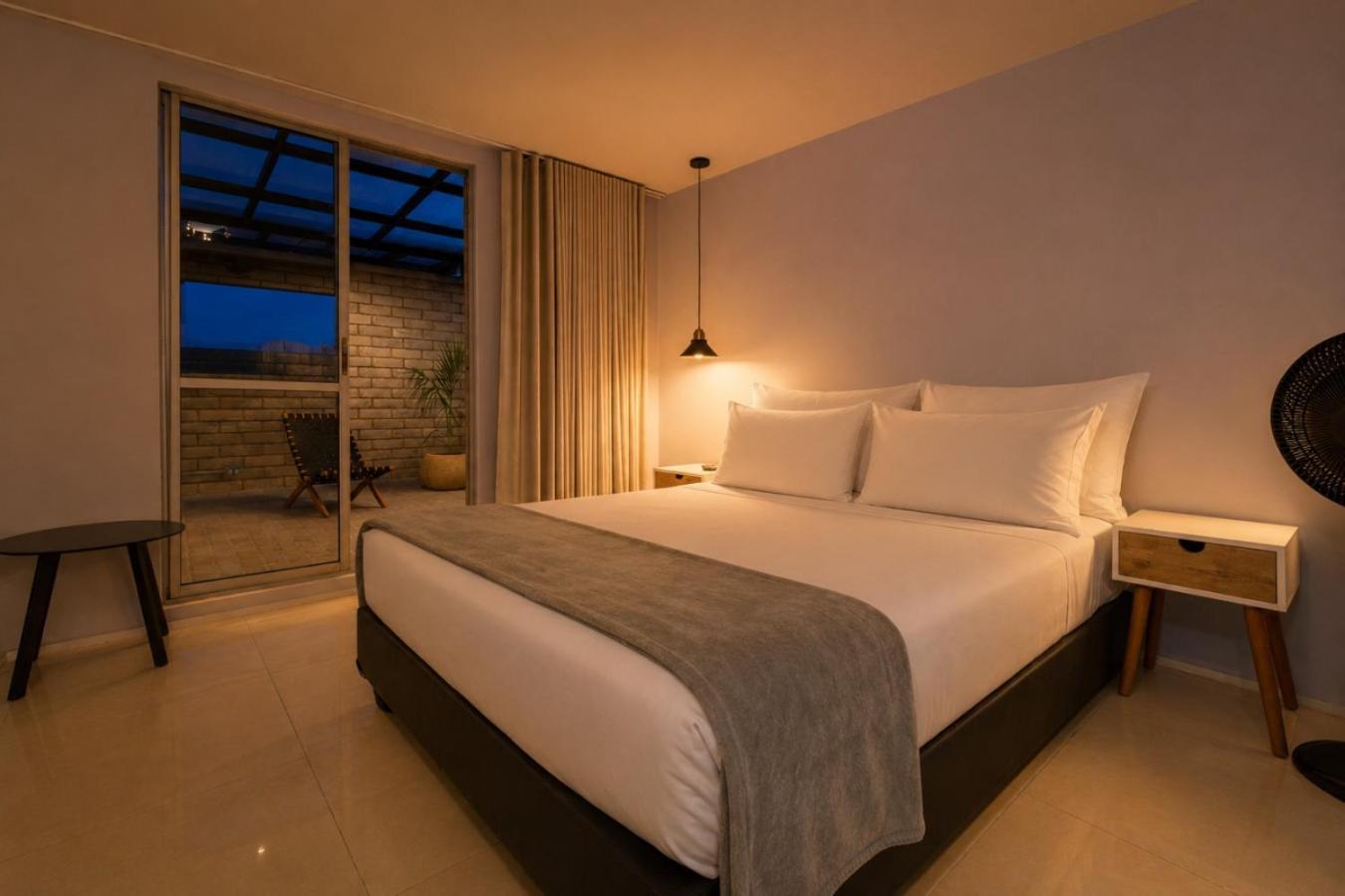 Deluxe Apartment