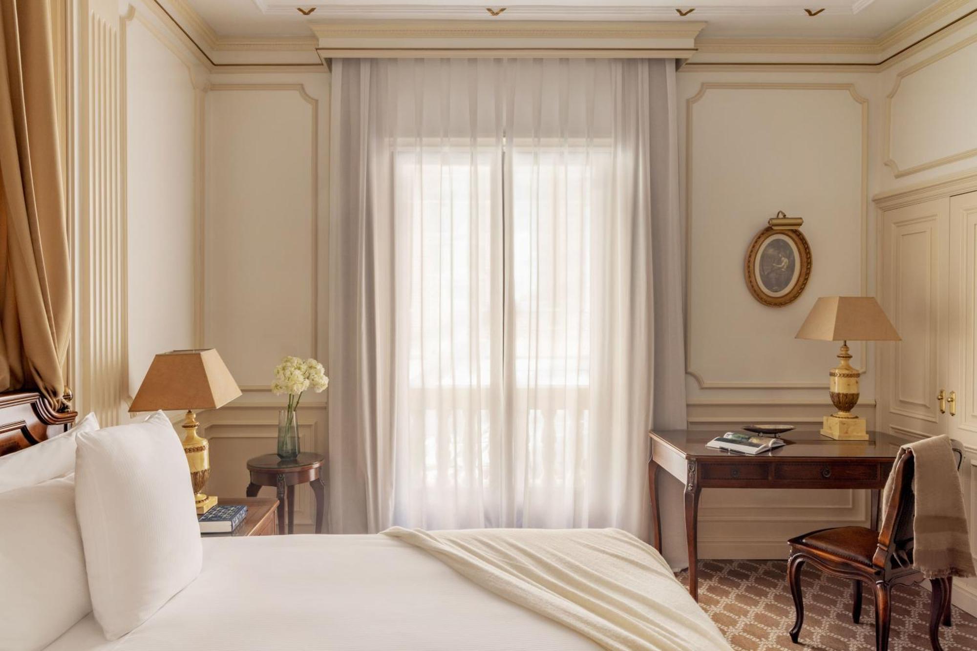 Premier Room