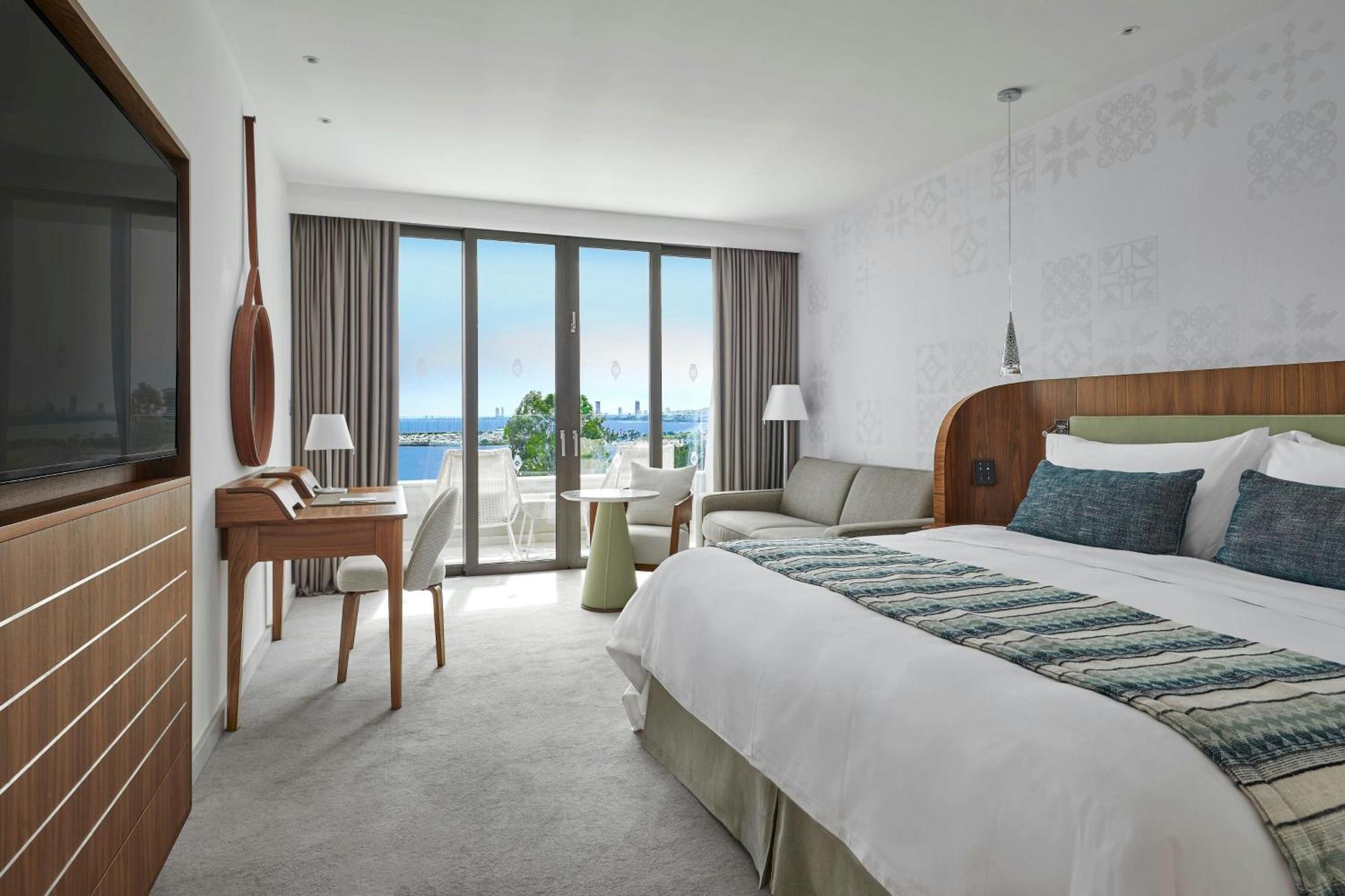 Chambre Lit King-Size Deluxe Plus Spacieuse avec Canapé-Lit - Vue sur Mer
