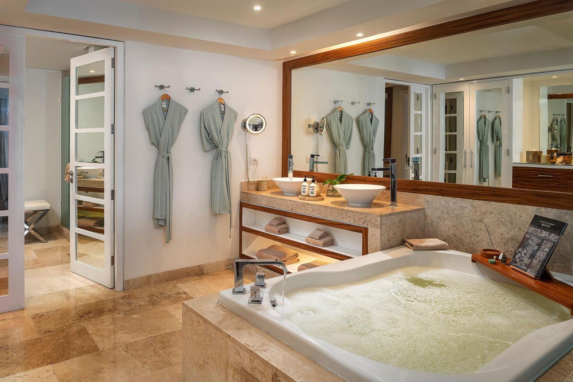 Suite Principal The Reserve con acceso directo a la piscina