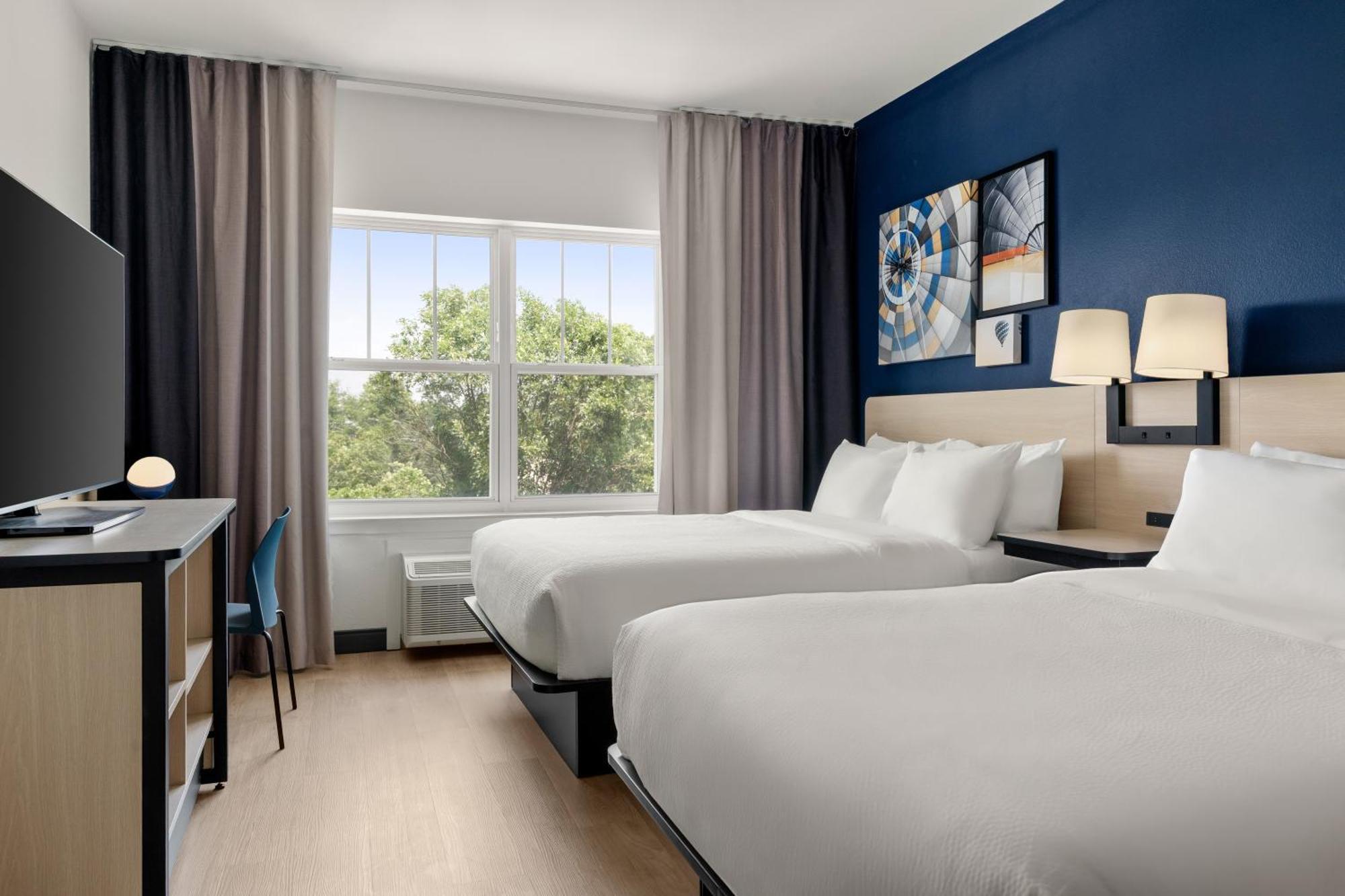 One-Bedroom Suite with Two Queen Beds and Sofa Bed
