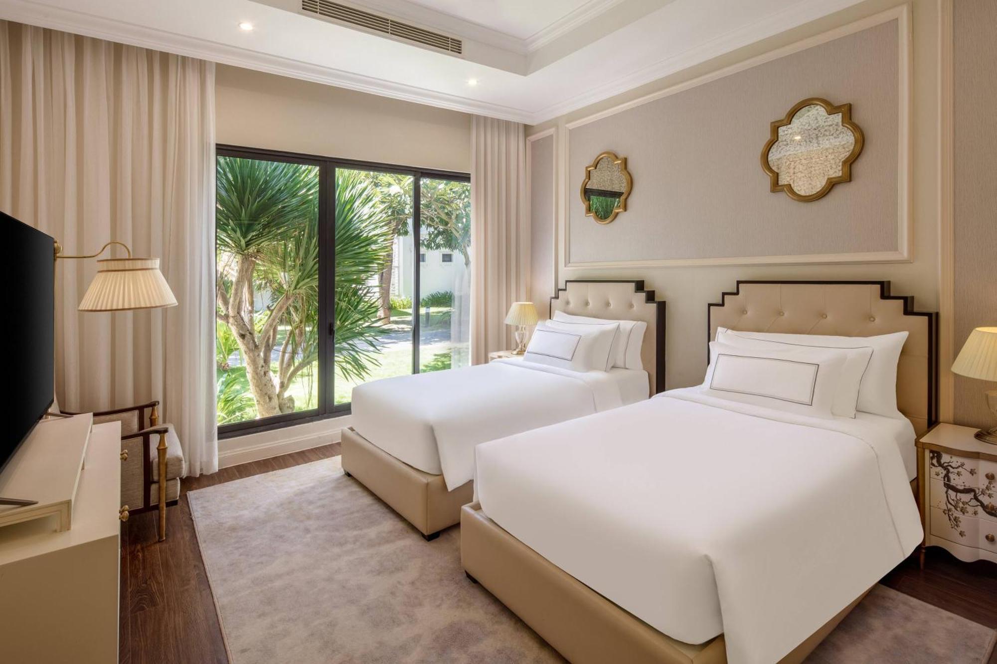 Three-Bedroom Villa with Garden View and Private Pool