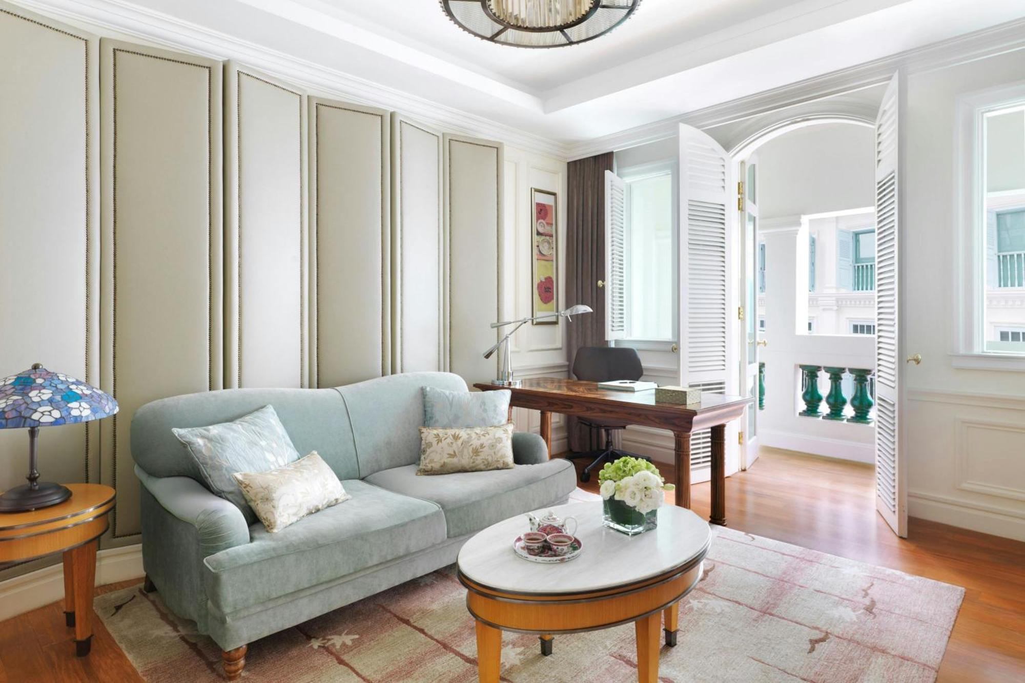One-Bedroom Heritage King Suite Club Access