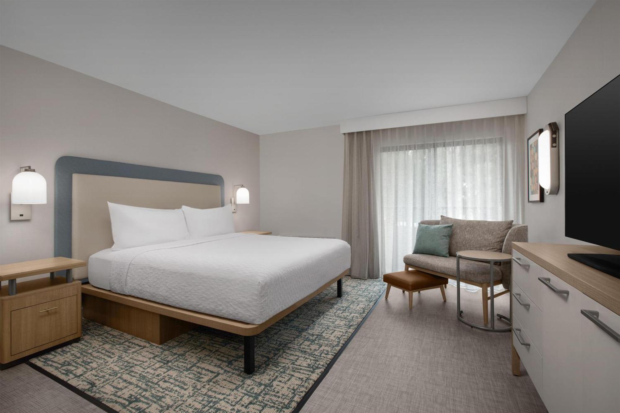 Efficiency King Suite