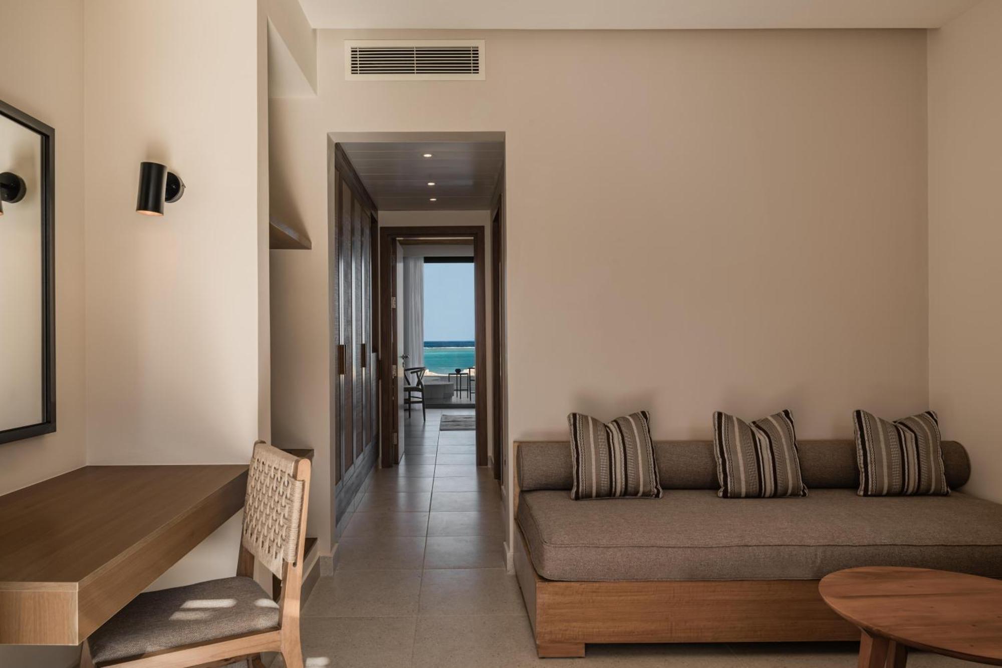 Deluxe-Familienzimmer mit Queensize-Bett und Meerblick