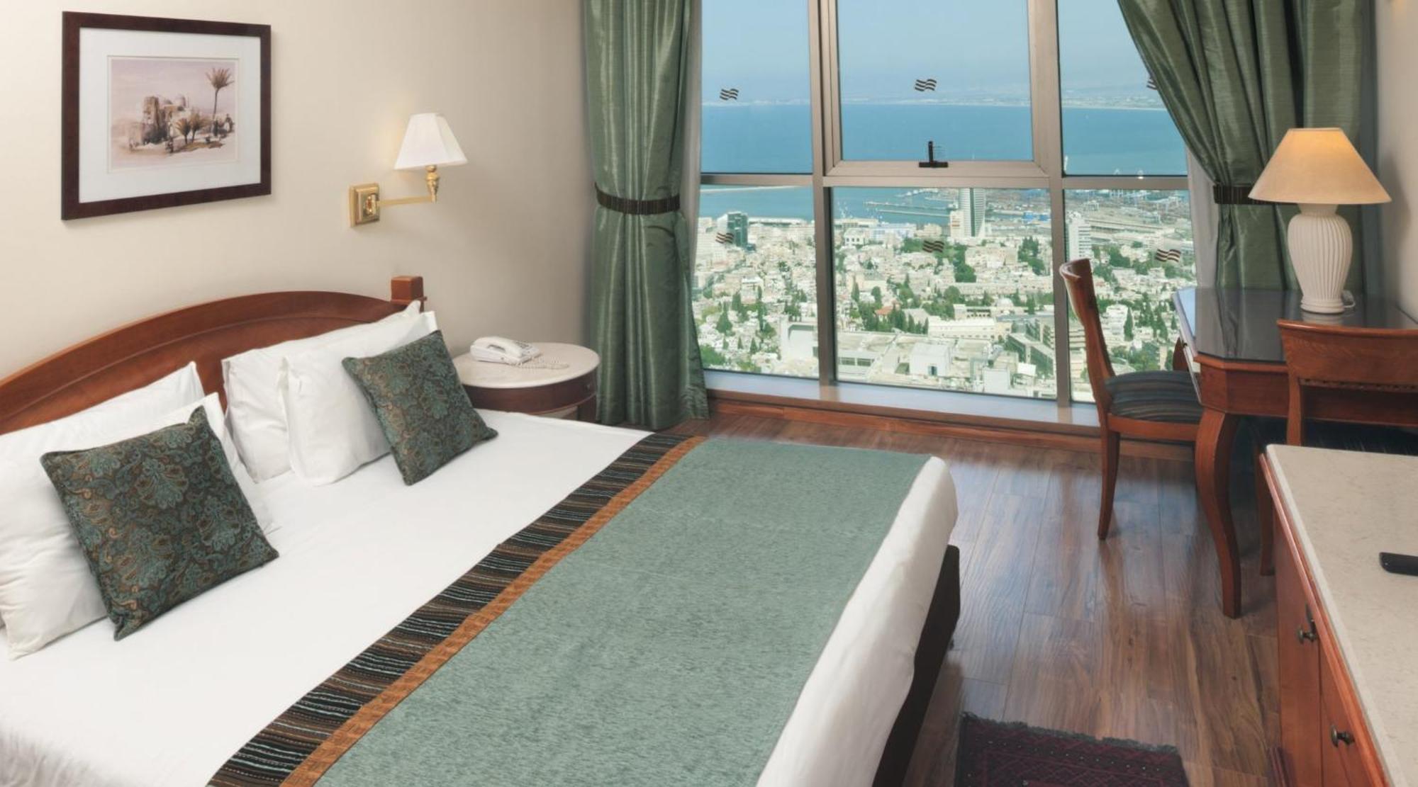 Premium Queen Room Bay View