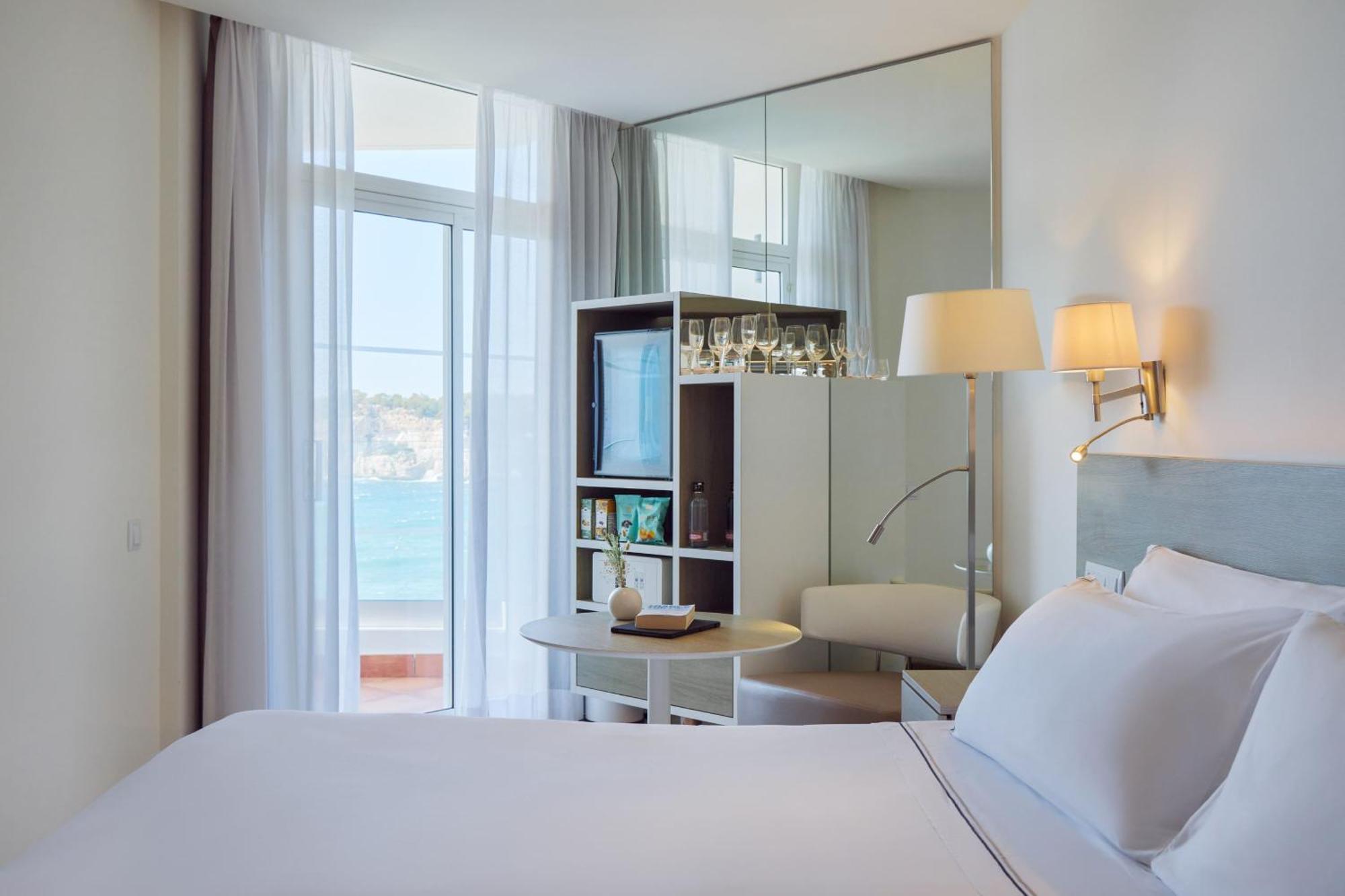 Zimmer Melia mit Blick auf Cala Galdana