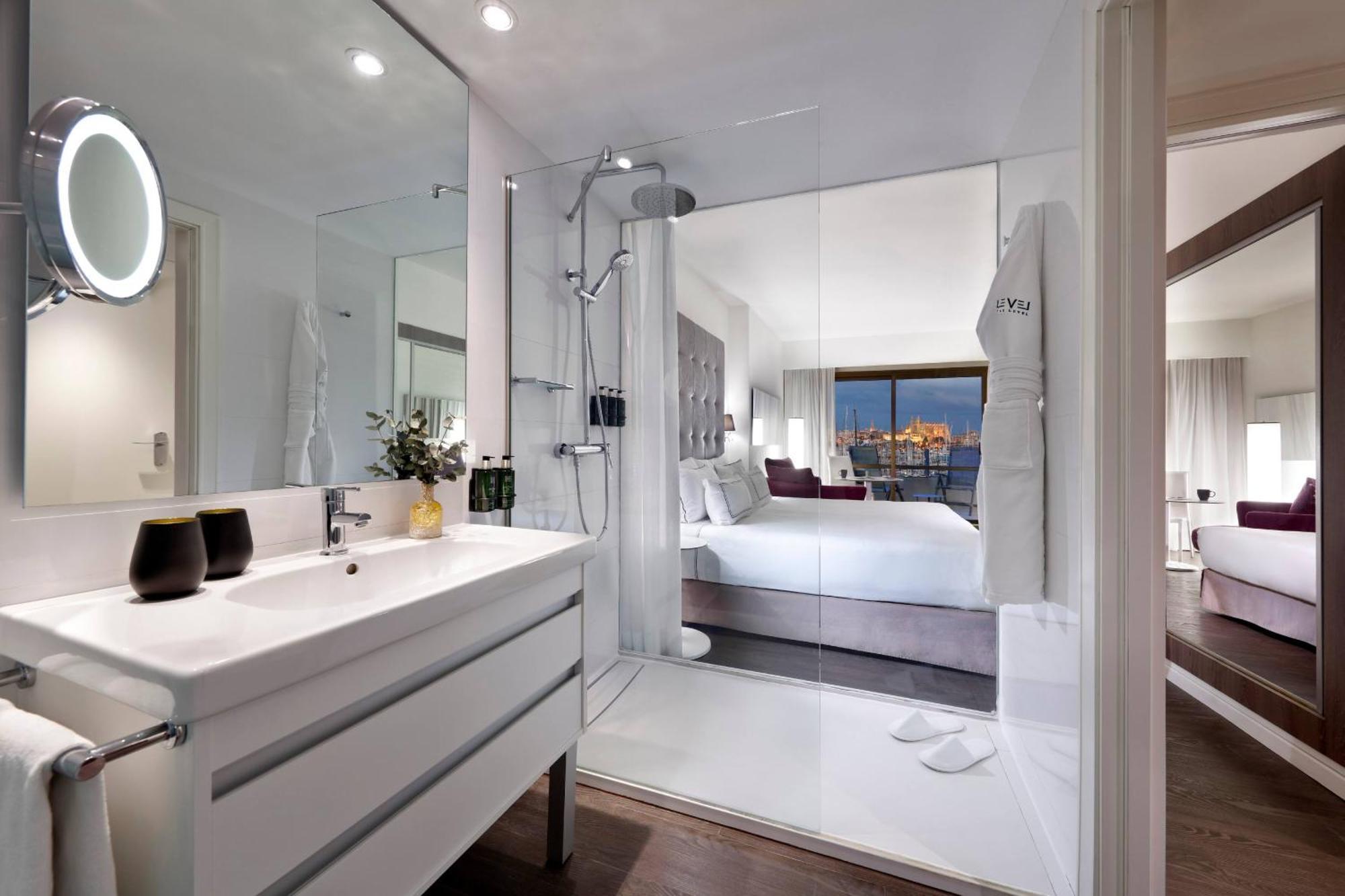 The Level Premium Double Room Sea View