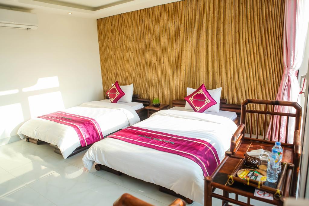 Deluxe Twin Room with Mountain and Valley View